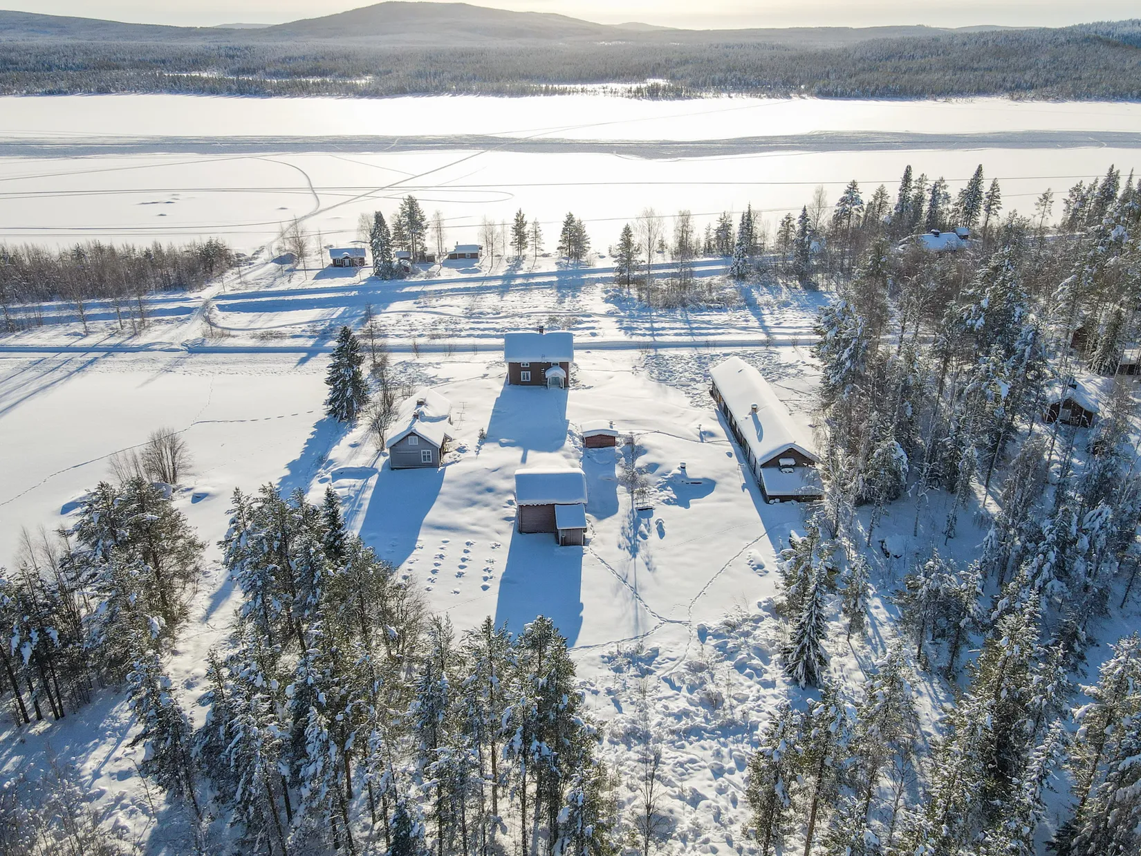 Villa, Vacker fastighet omgivet av frodande grönska, Jokkmokk