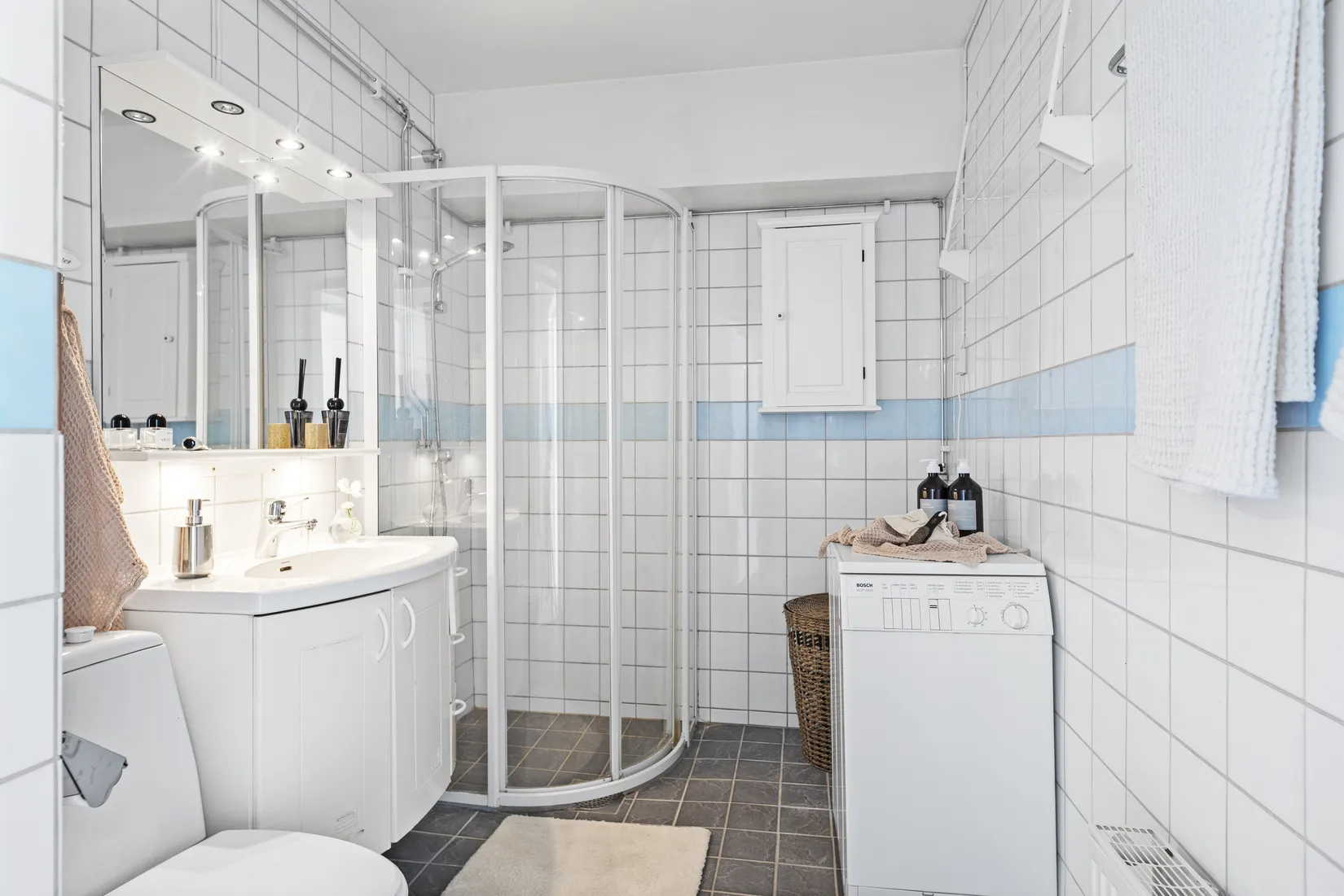 Bostadsrätt, Övre Slottsgatan 12, Övre Slotts, Uppsala