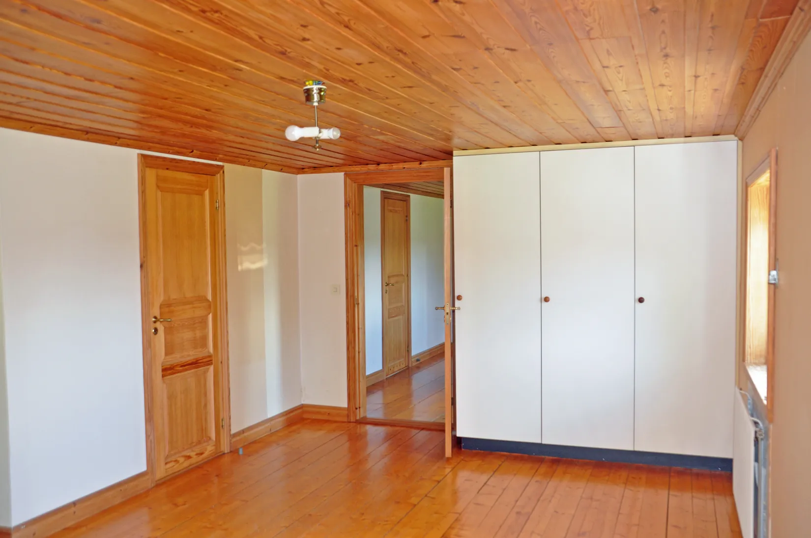 Gård/Skog, Bår 110, Bår, Sala