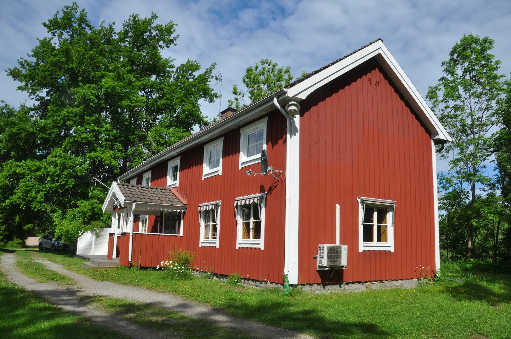 Gård/Skog, Bår 110, Bår, Sala