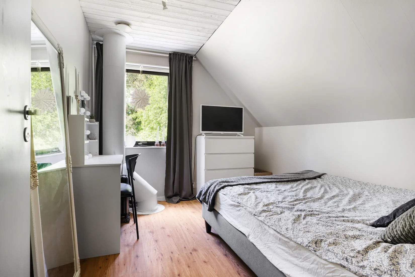 Villa, Väster-Ekeby 304, Vendel, Tierp