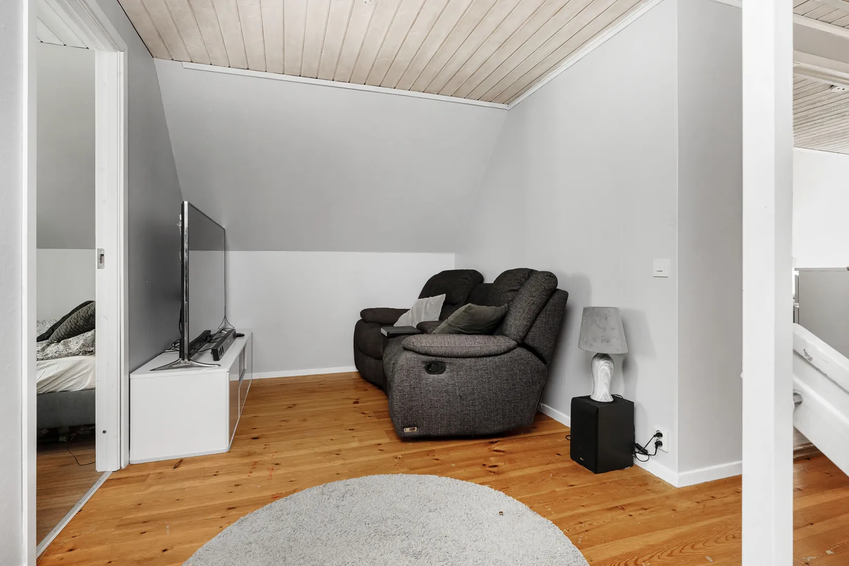 Villa, Väster-Ekeby 304, Vendel, Tierp
