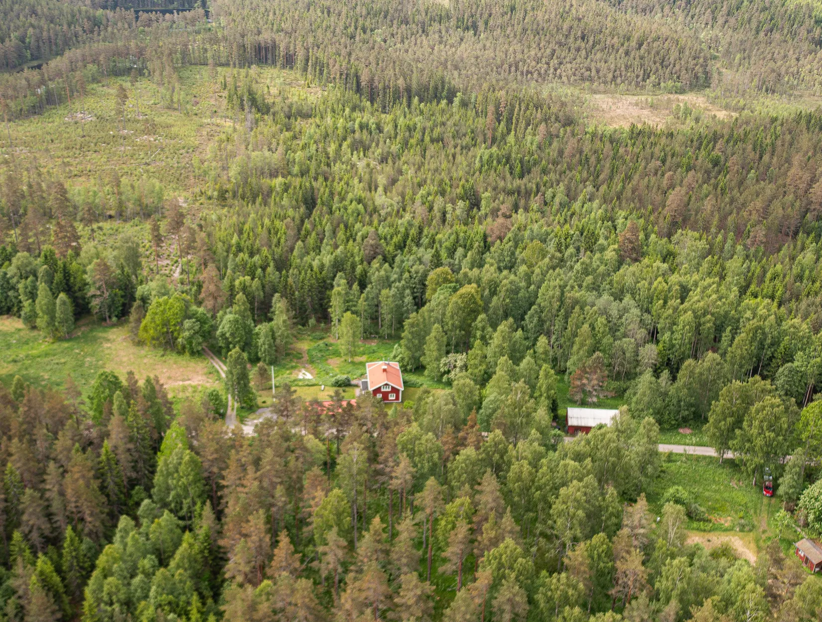 Gård/Skog, Lindesby 560, Järnboås, Nora