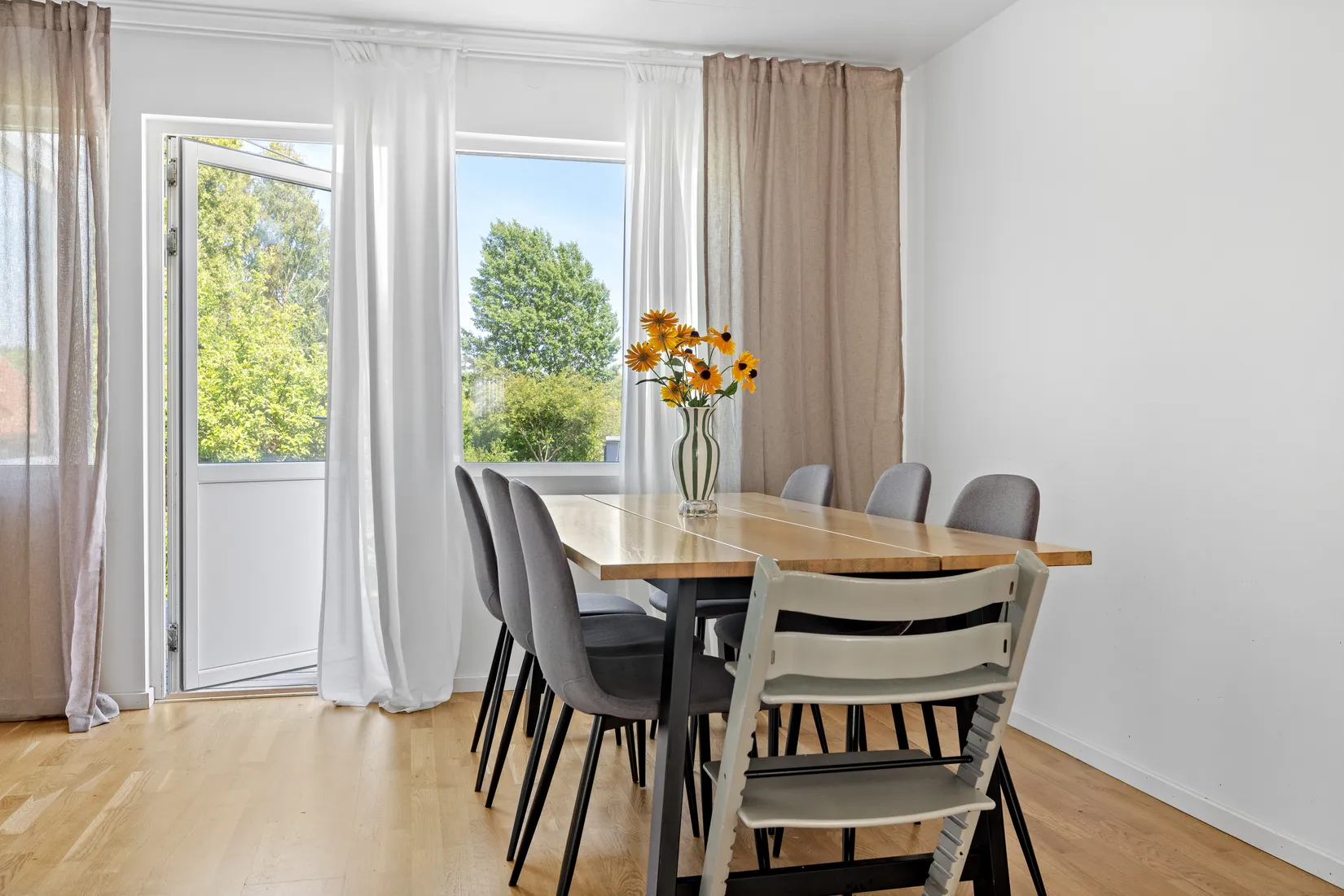 Villa, Dagsverkarens väg 2, Skokloster Slottsskogen, Håbo