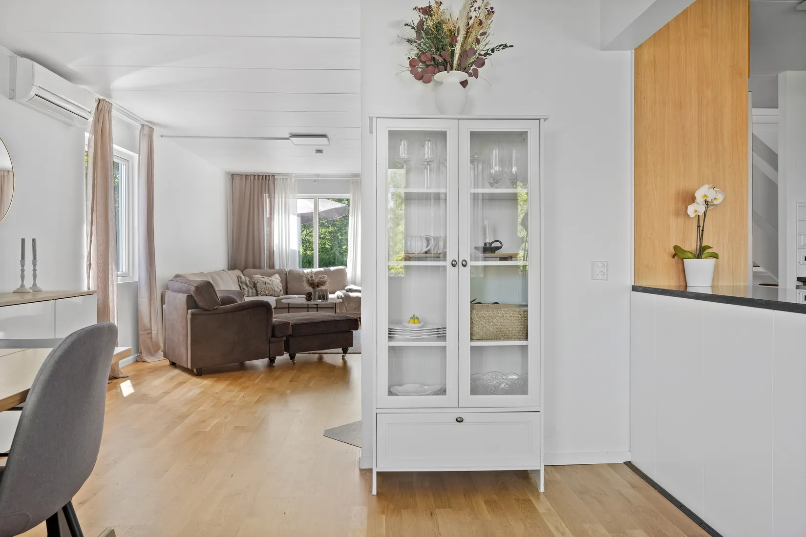 Villa, Dagsverkarens väg 2, Skokloster Slottsskogen, Håbo