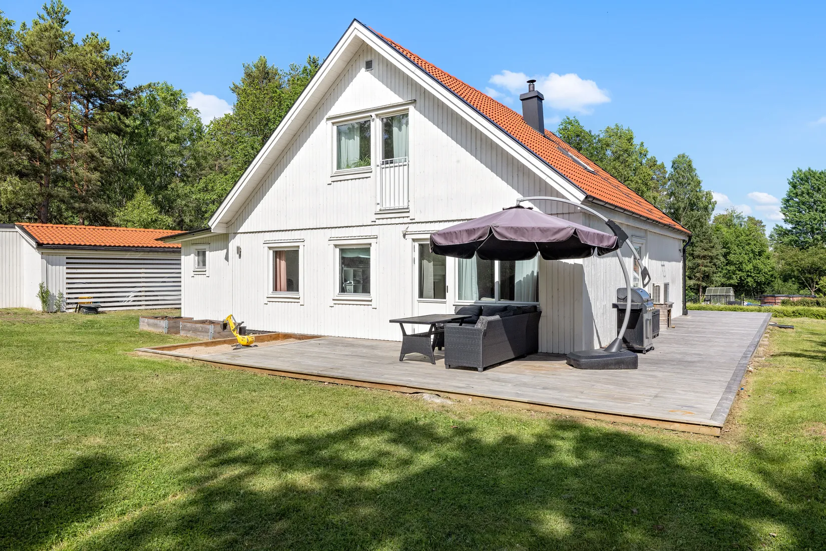 Villa, Dagsverkarens väg 2, Skokloster Slottsskogen, Håbo