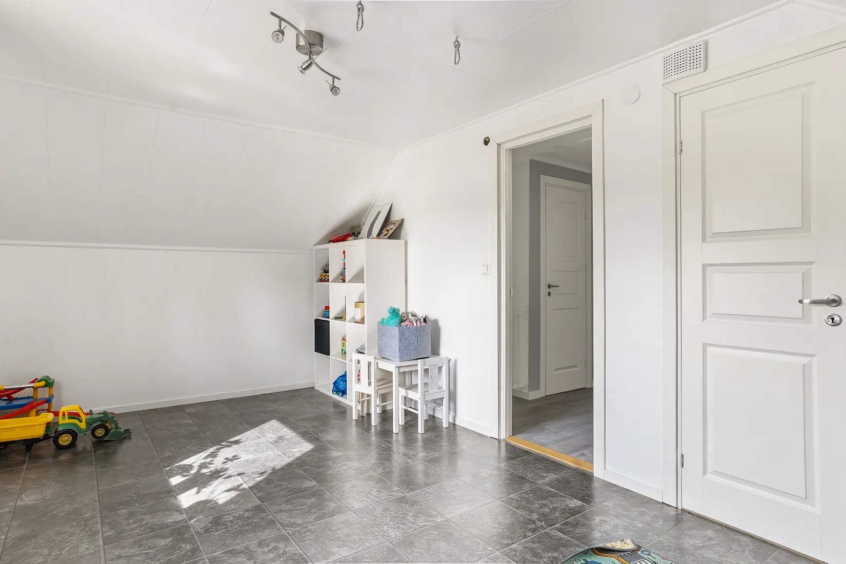Villa, Ängsgatan 7, Bergeforsen, Timrå