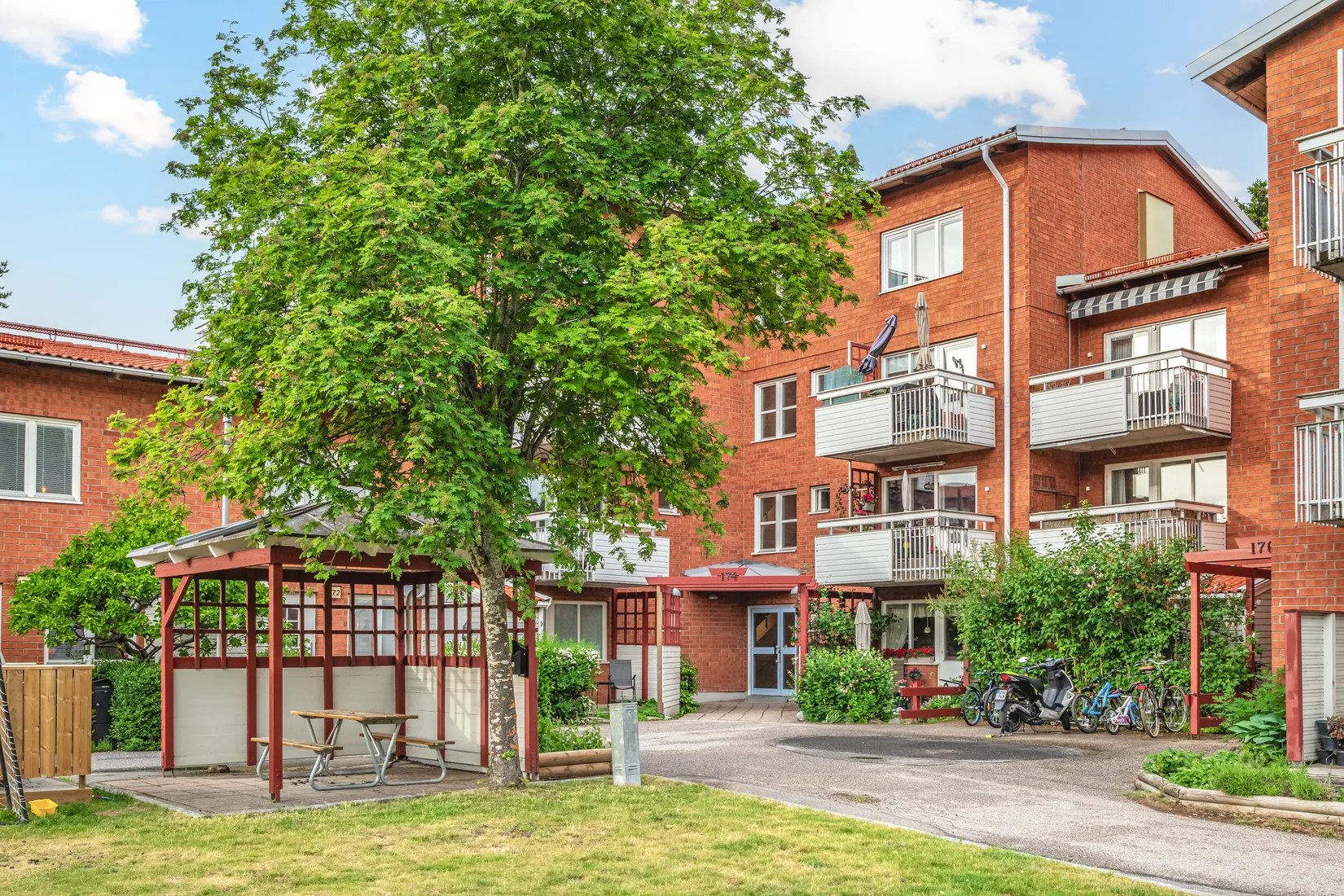 Bostadsrätt, Tallåsvägen 174, Kragstalund, Vallentuna