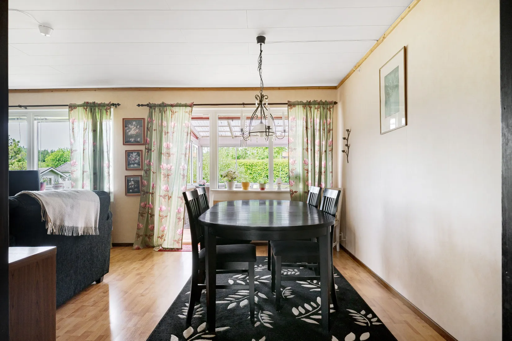 Villa, Storängsvägen 7, Vadsbro, Flen