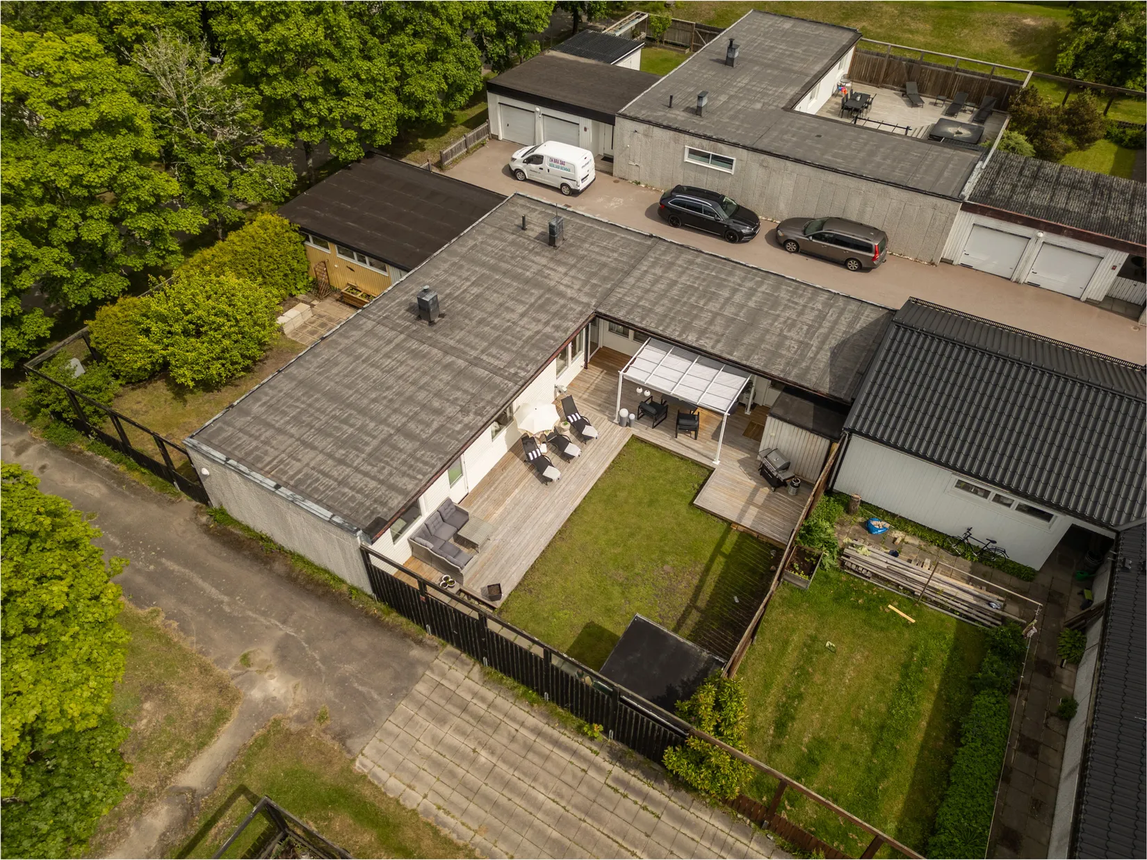 Villa, Radhus, Brygghusgatan 24, Norra Vallby, Västerås