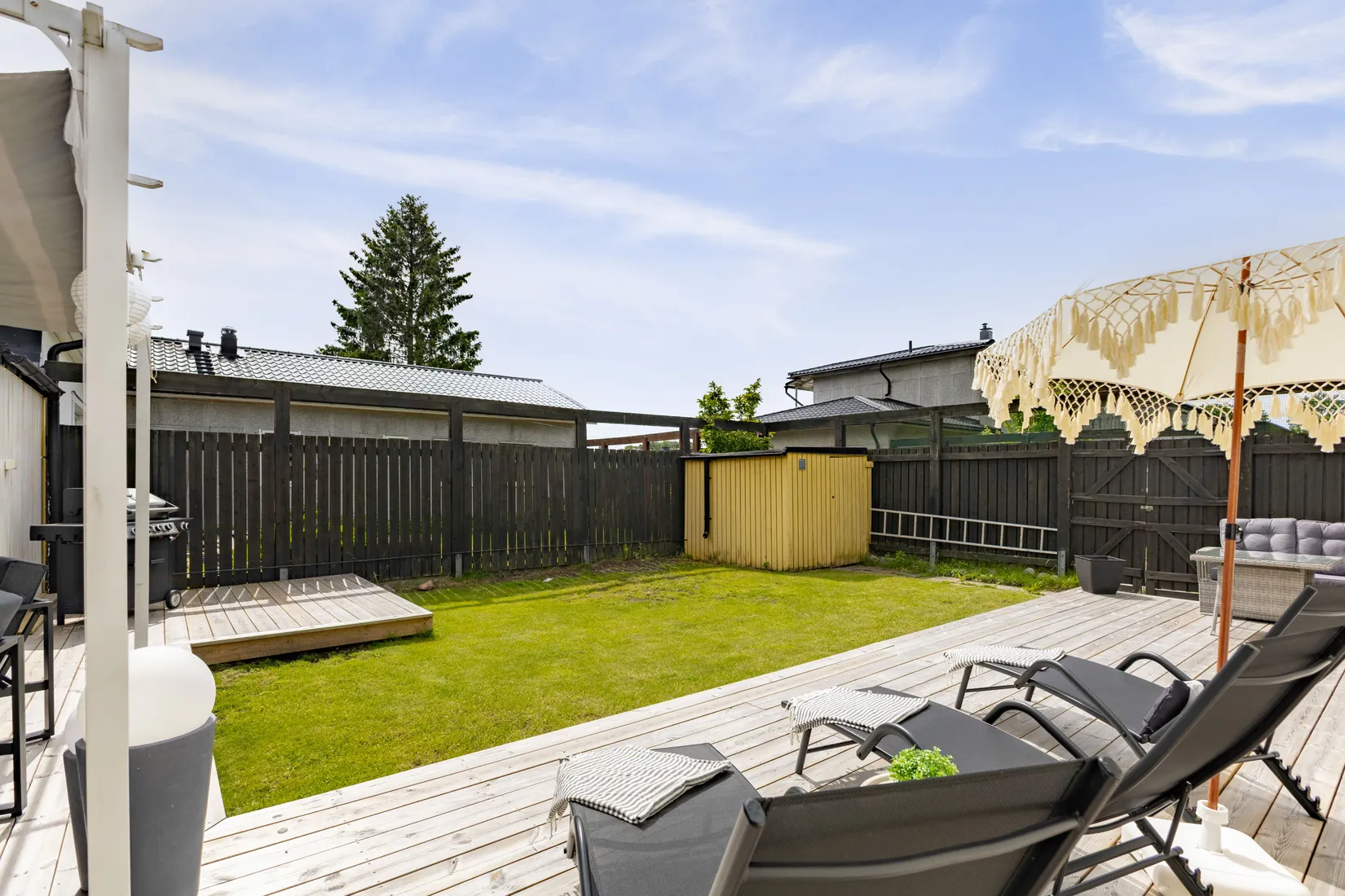 Villa, Radhus, Brygghusgatan 24, Norra Vallby, Västerås