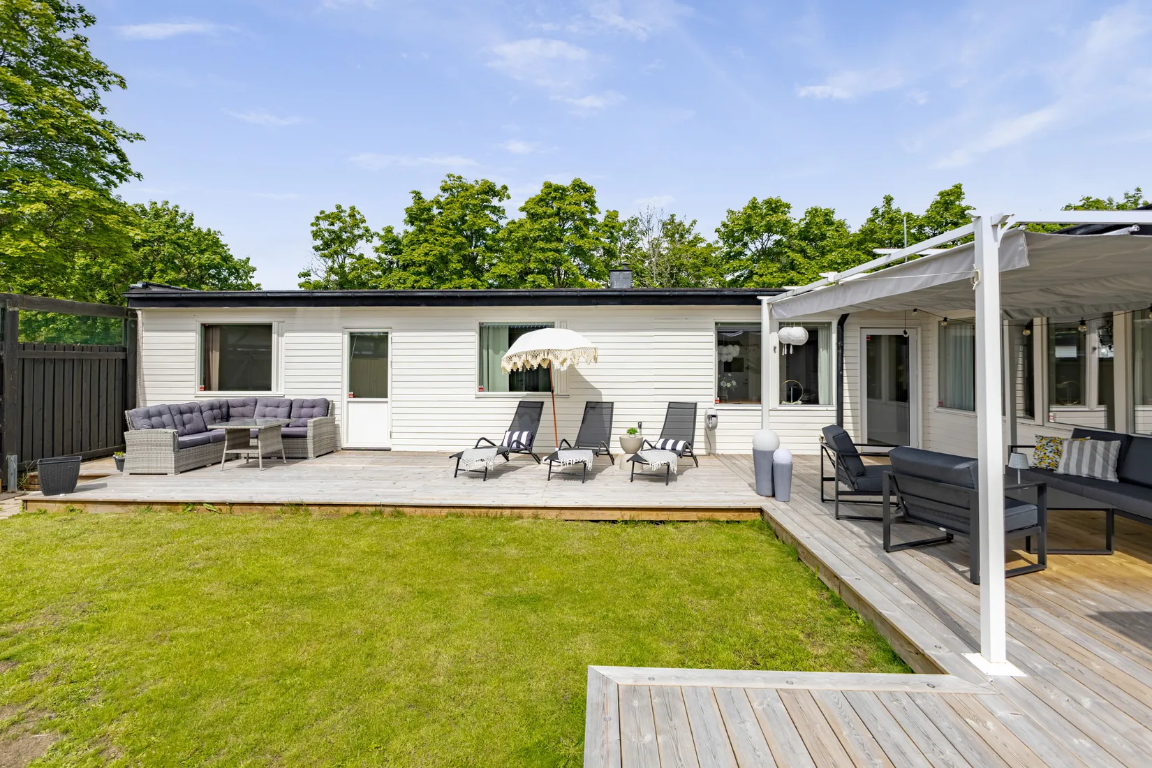 Villa, Radhus, Brygghusgatan 24, Norra Vallby, Västerås