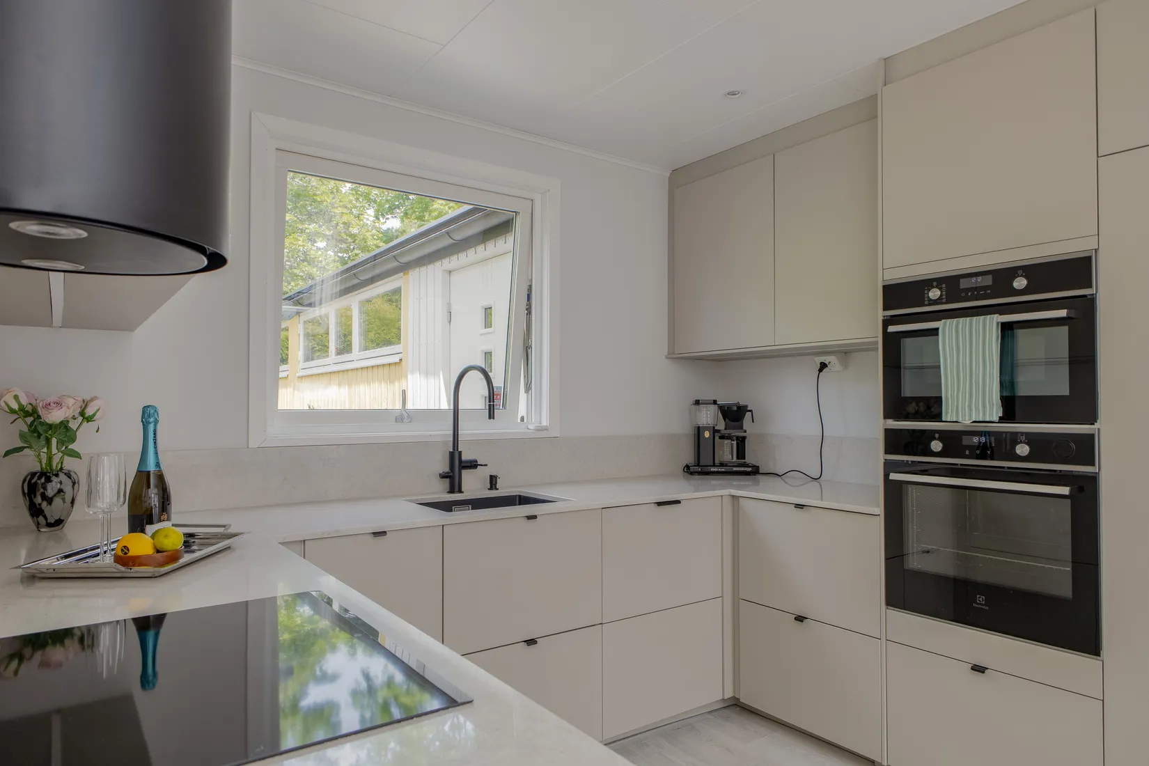 Villa, Radhus, Brygghusgatan 24, Norra Vallby, Västerås