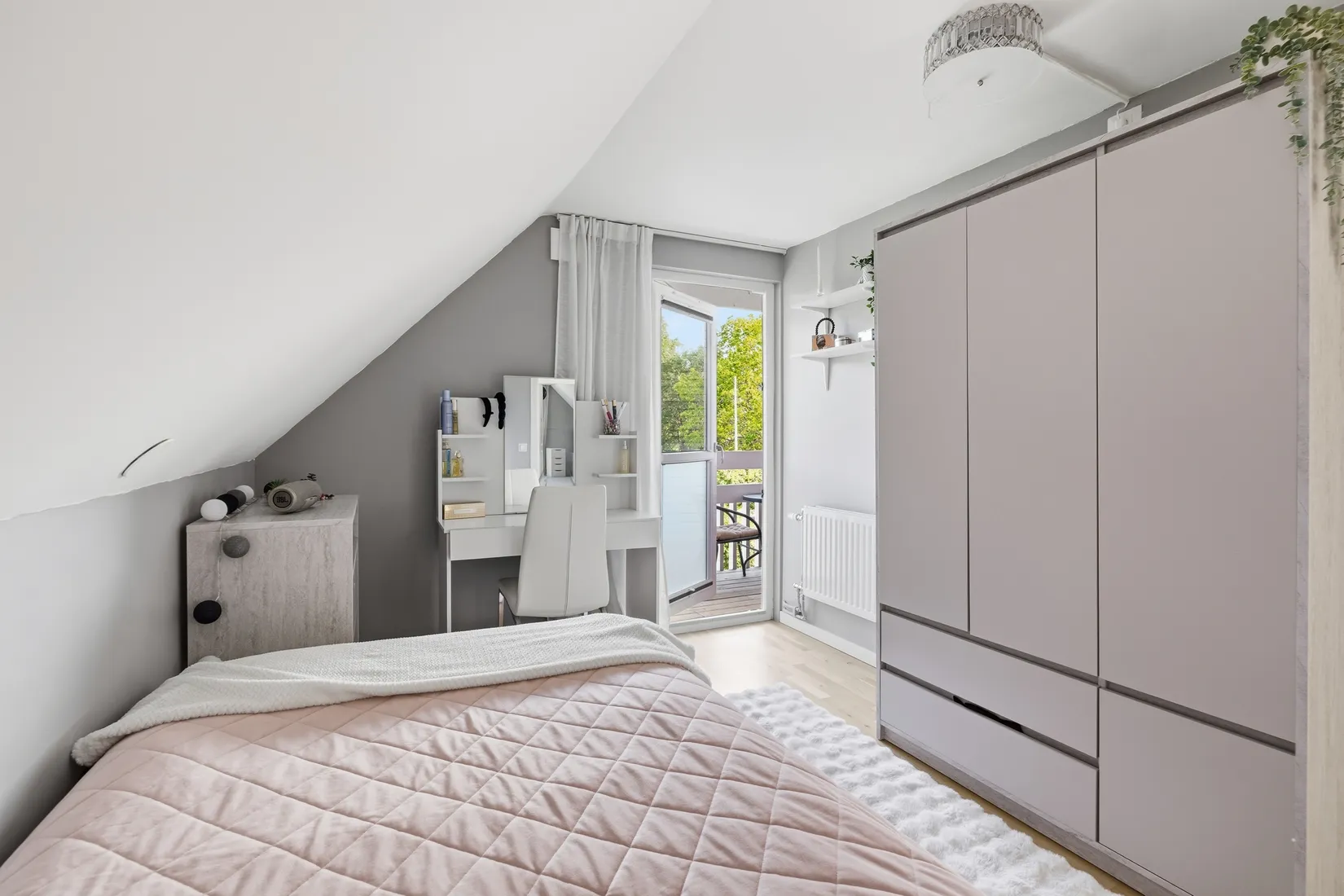 Villa, Radhus, Plogvägen 17, Tureberg, Sollentuna
