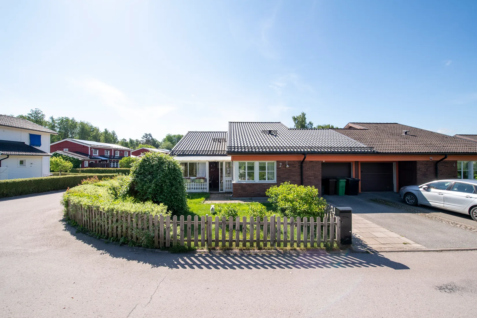 Villa, Radhus, Solbrudsvägen 2, Gryta, Västerås