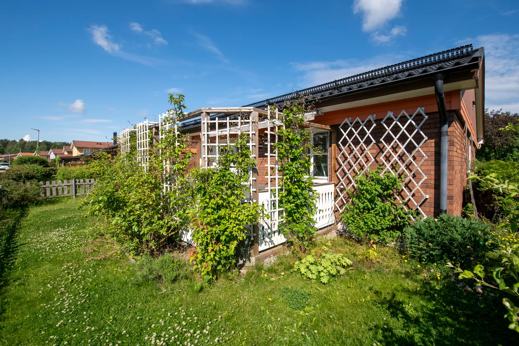 Villa, Radhus, Solbrudsvägen 2, Gryta, Västerås