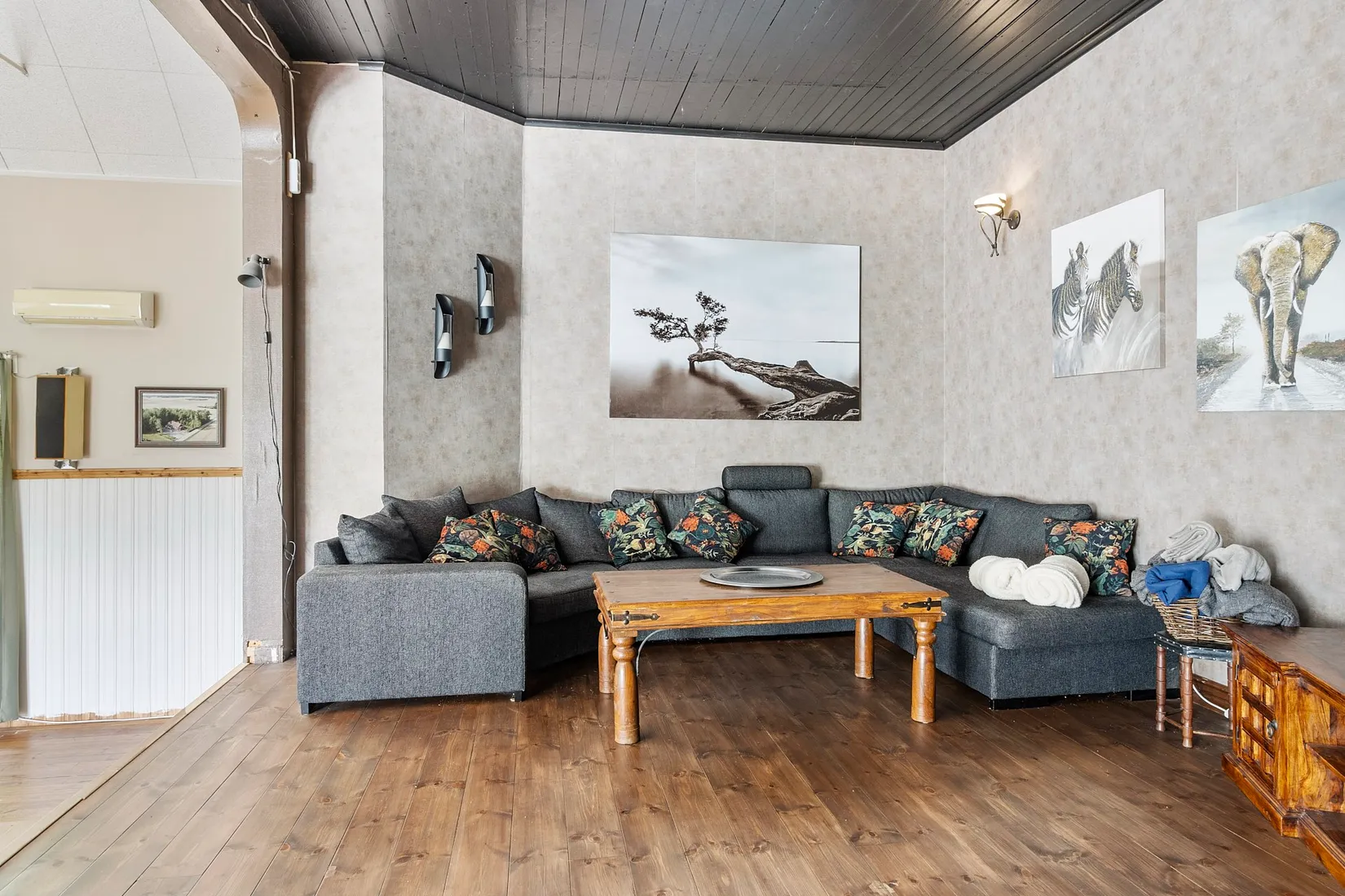 Villa, Ulvsta 18, Haraker, Västerås