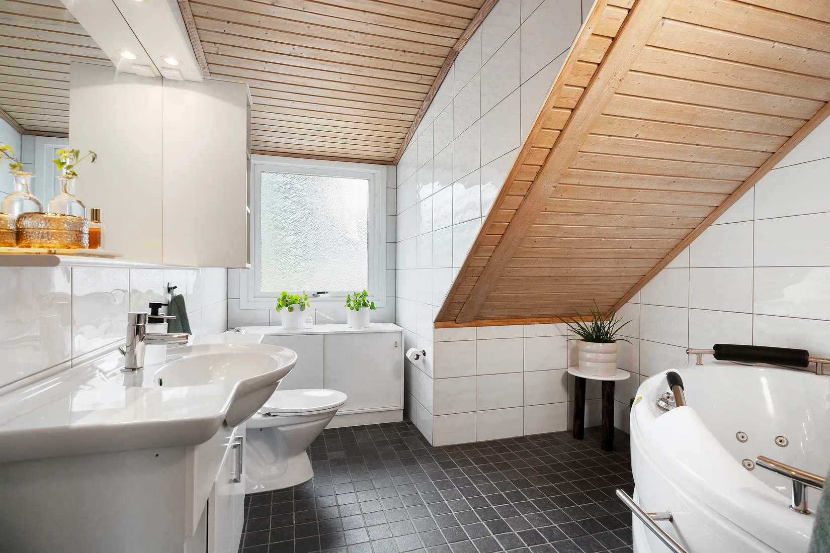 Bostadsrätt, Turevägen 76, Häggvik/Nytorp, Sollentuna