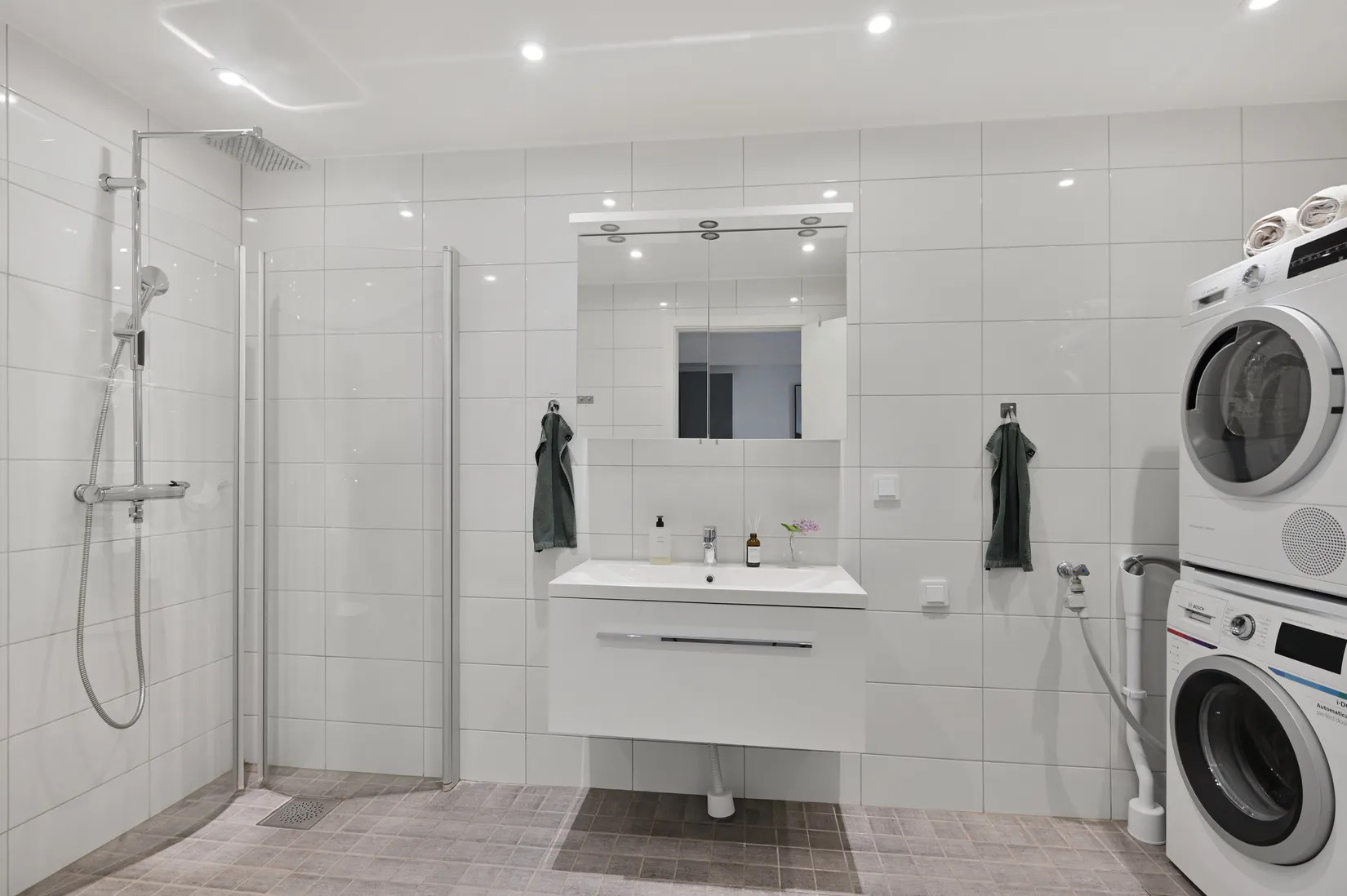 Radhus, Bygdegårdsvägen 22D, Huddinge