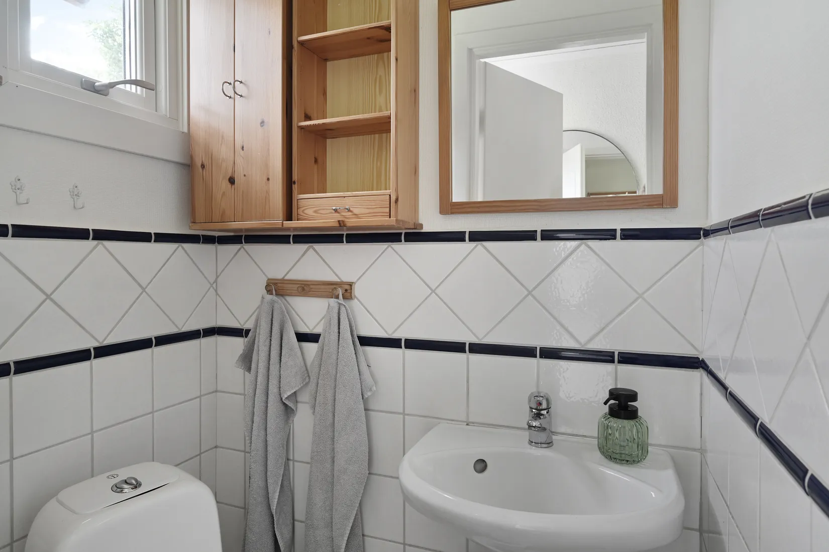 Villa, Rökslingan 7, Länna, Huddinge