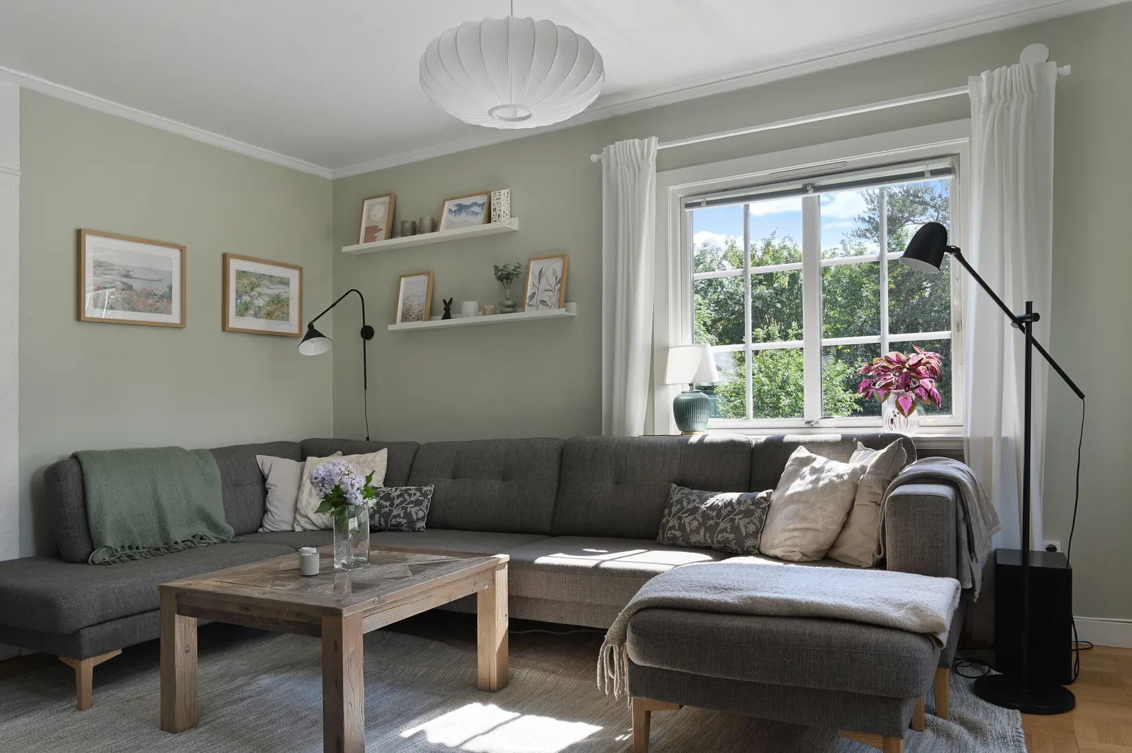 Villa, Rökslingan 7, Länna, Huddinge