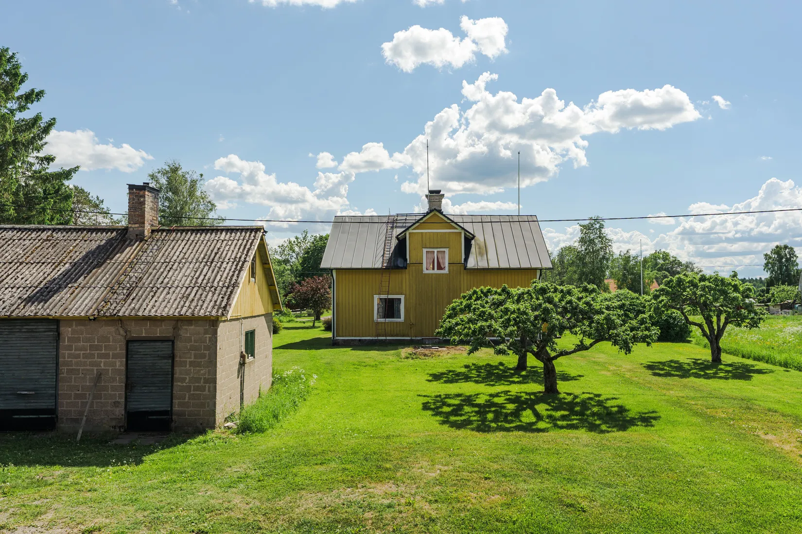 Gård/Skog, Slada 335, Hållnäs, Tierp