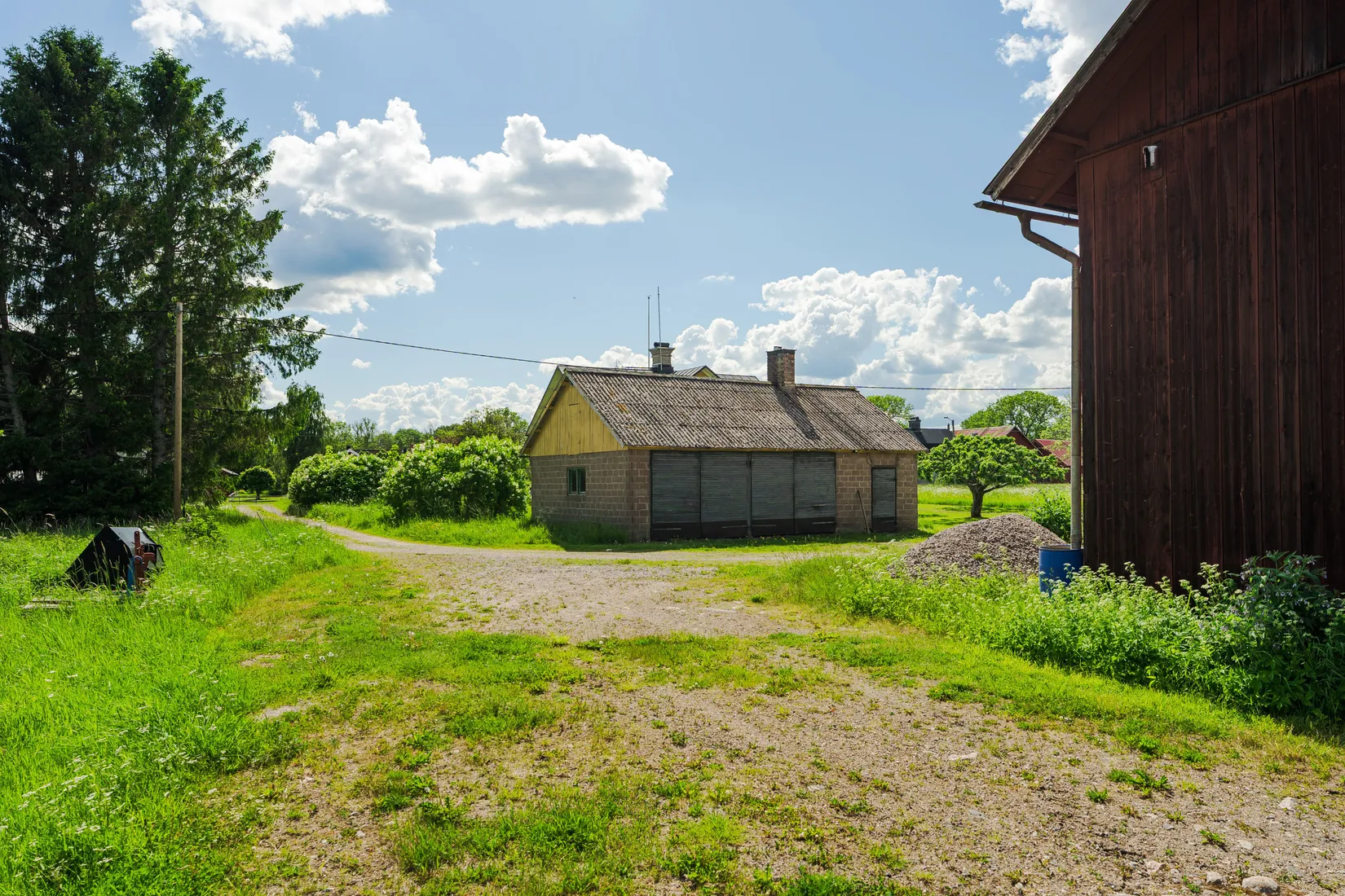 Gård/Skog, Slada 335, Hållnäs, Tierp