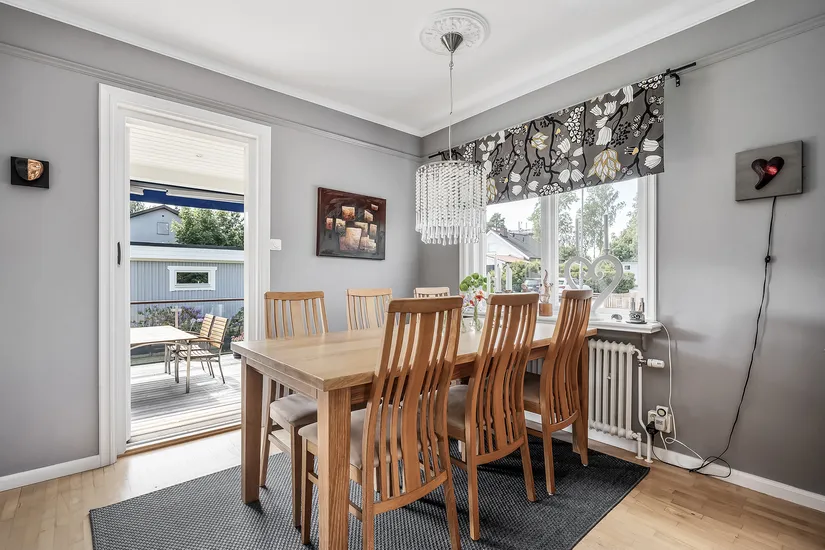 Villa, Violabergsvägen 11, Haninge