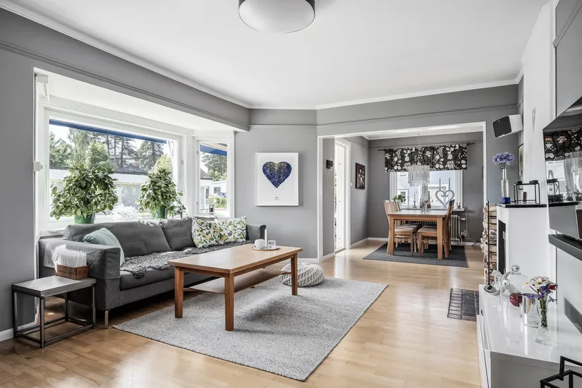 Villa, Violabergsvägen 11, Haninge