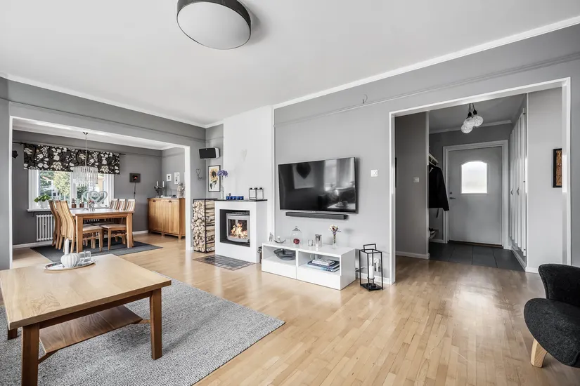 Villa, Violabergsvägen 11, Haninge