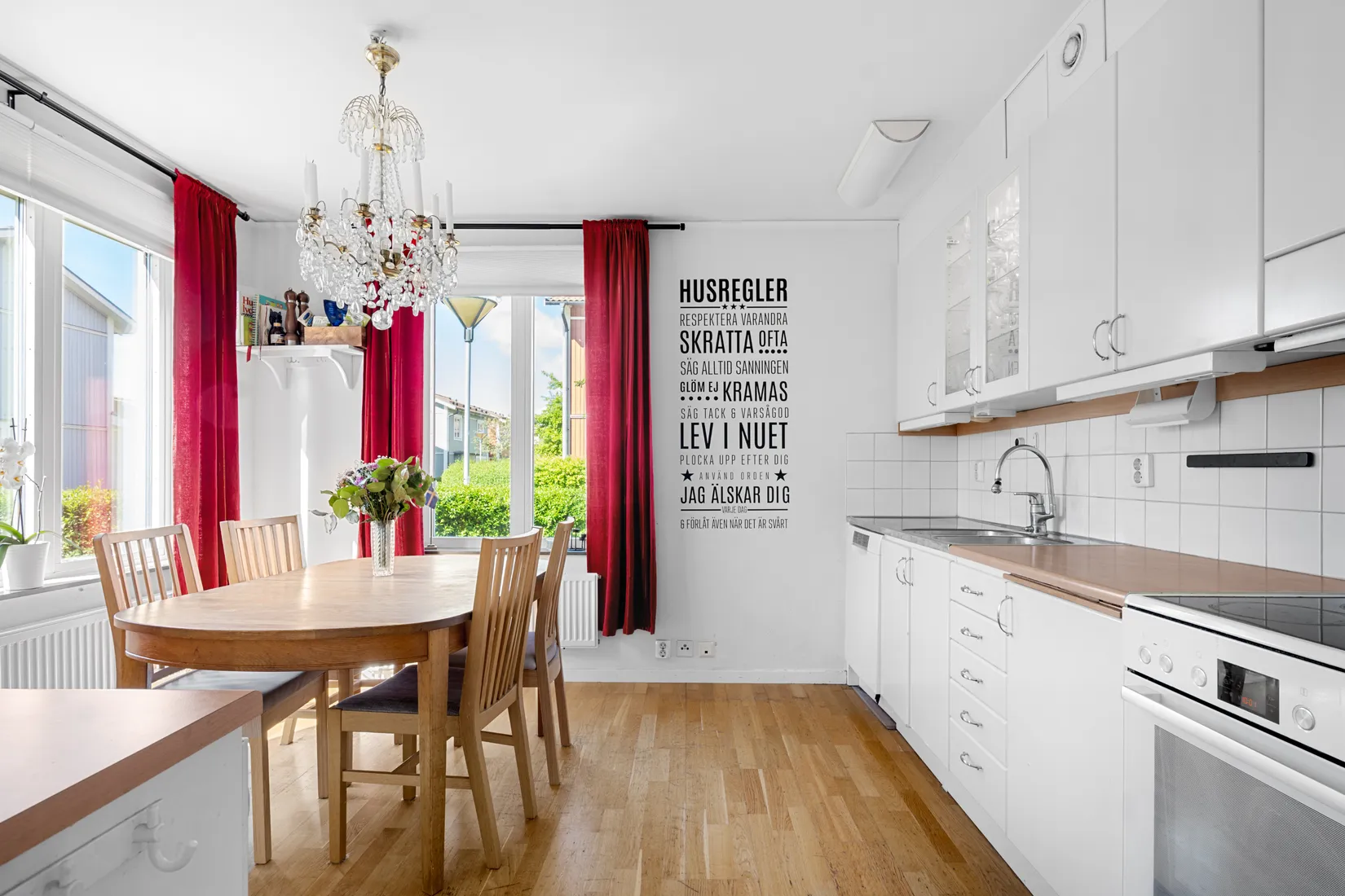 Radhus, Prästgårdsvägen 182, Botkyrka