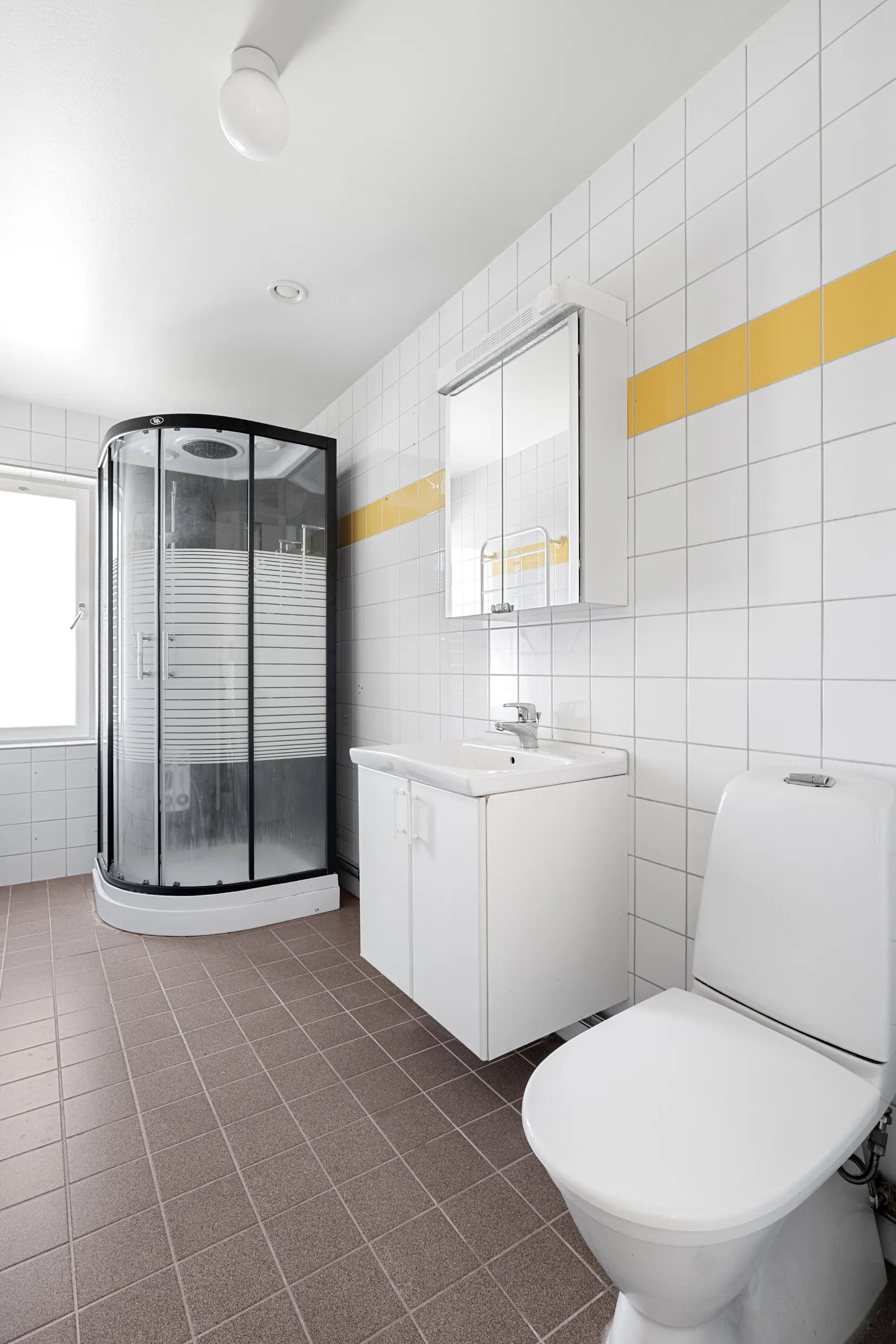 Radhus, Prästgårdsvägen 182, Botkyrka