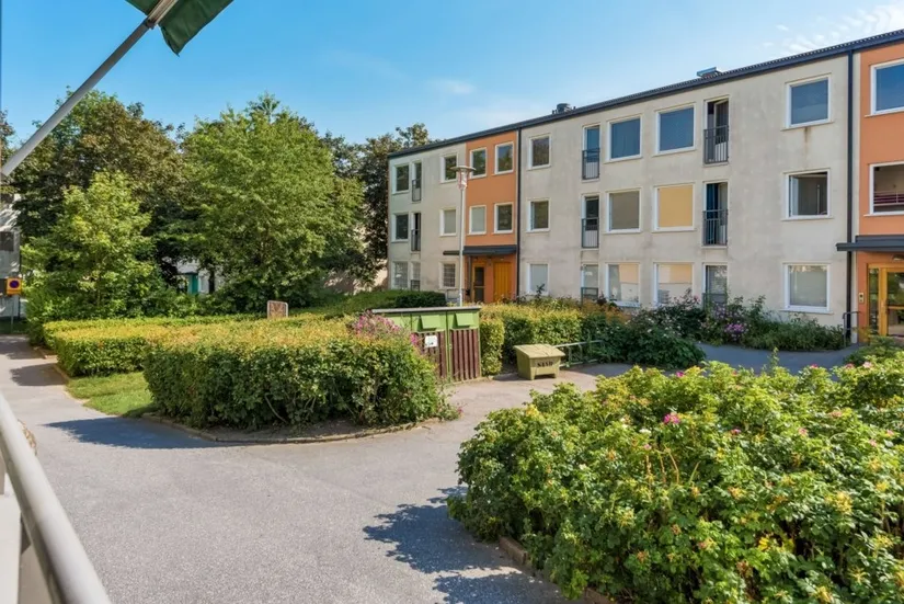 Bostadsrätt, Bärkingeplan 8, Tensta, Stockholm