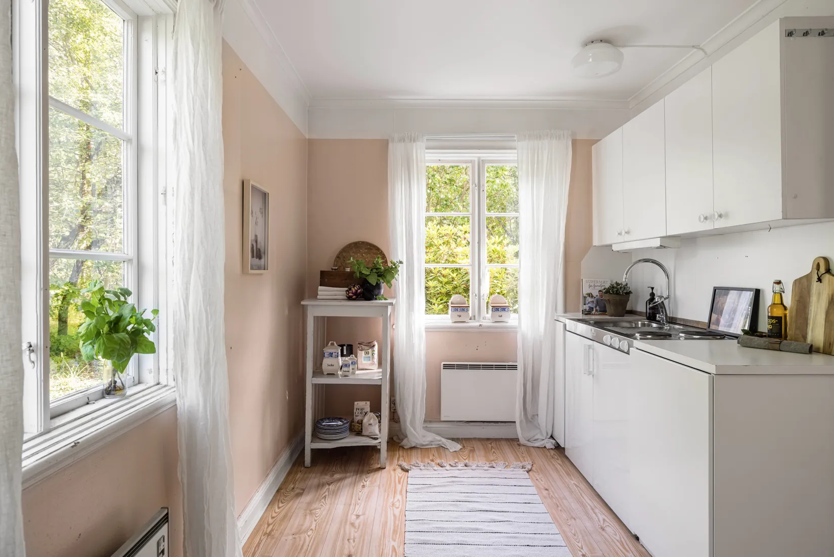Villa, Ängsjövägen 111, Stäket, Järfälla