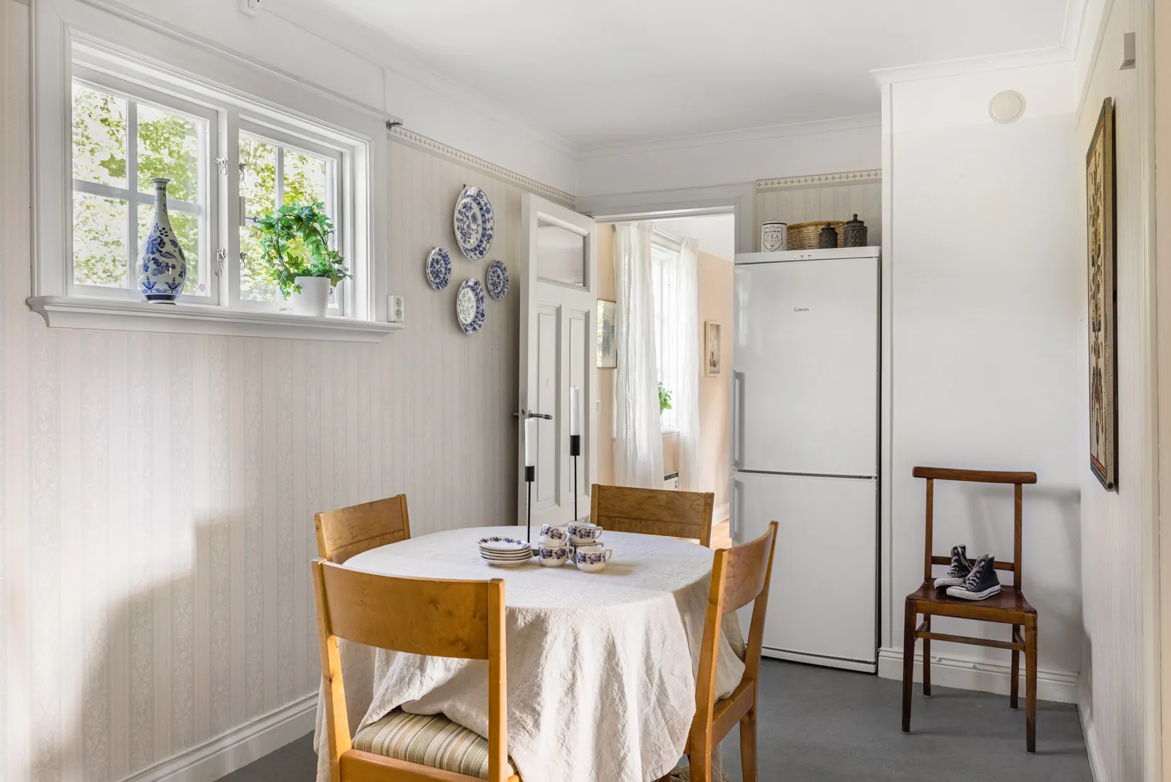 Villa, Ängsjövägen 111, Stäket, Järfälla