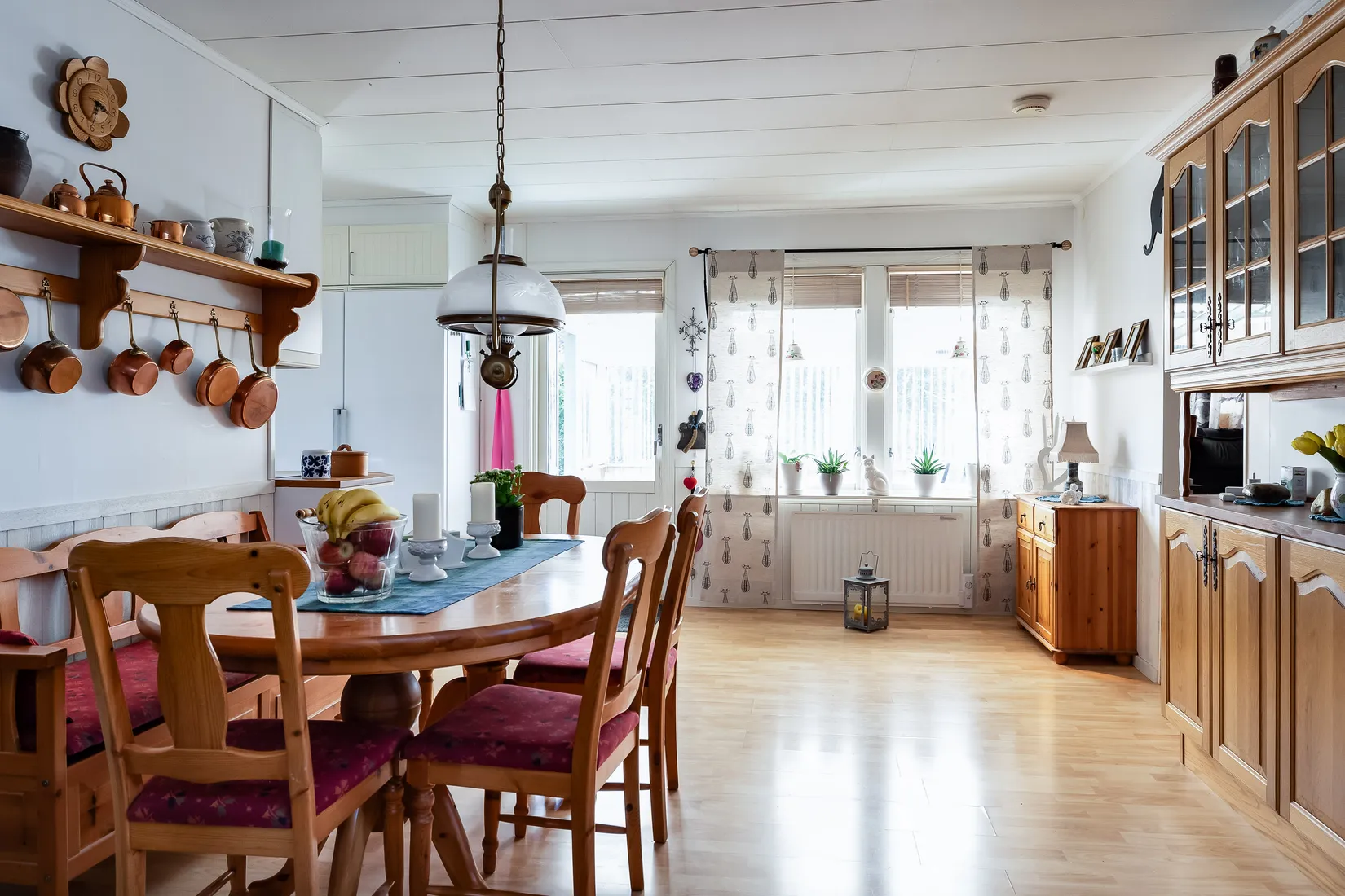 Villa, Porsgatan 5, Fjugesta, Lekeberg
