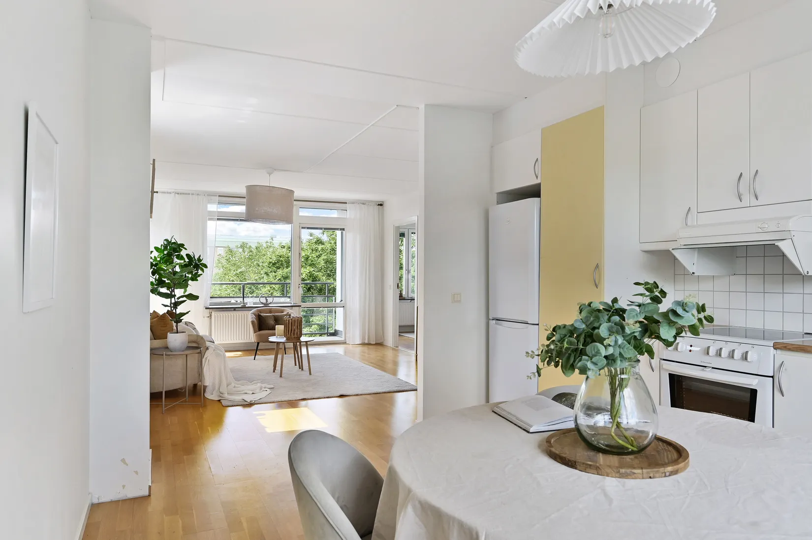 Bostadsrätt, Farstavägen 106, Farsta Centrum, Stockholm