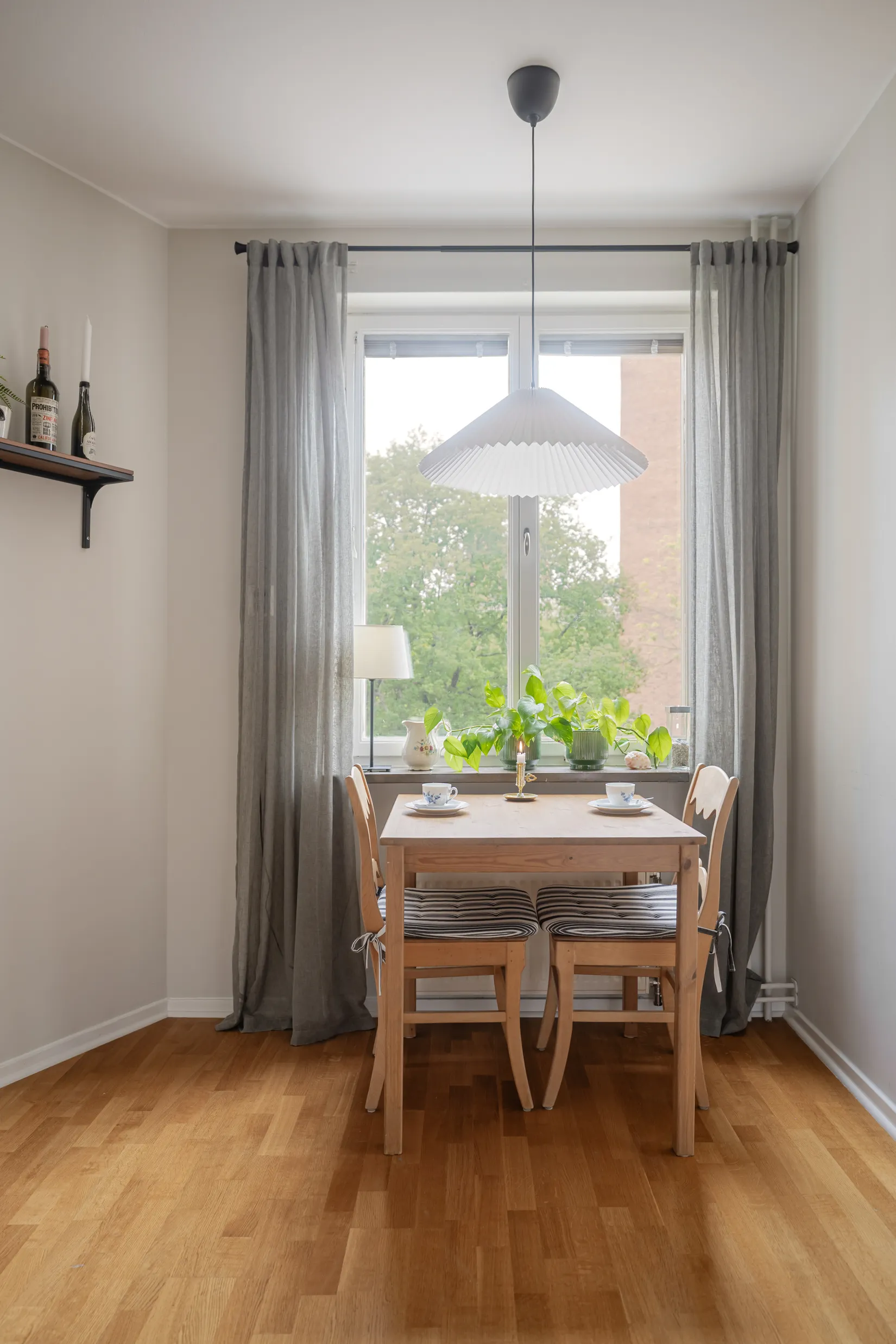 Bostadsrätt, Sjöbjörnsvägen 38, vån 2/3, Gröndal, Stockholm