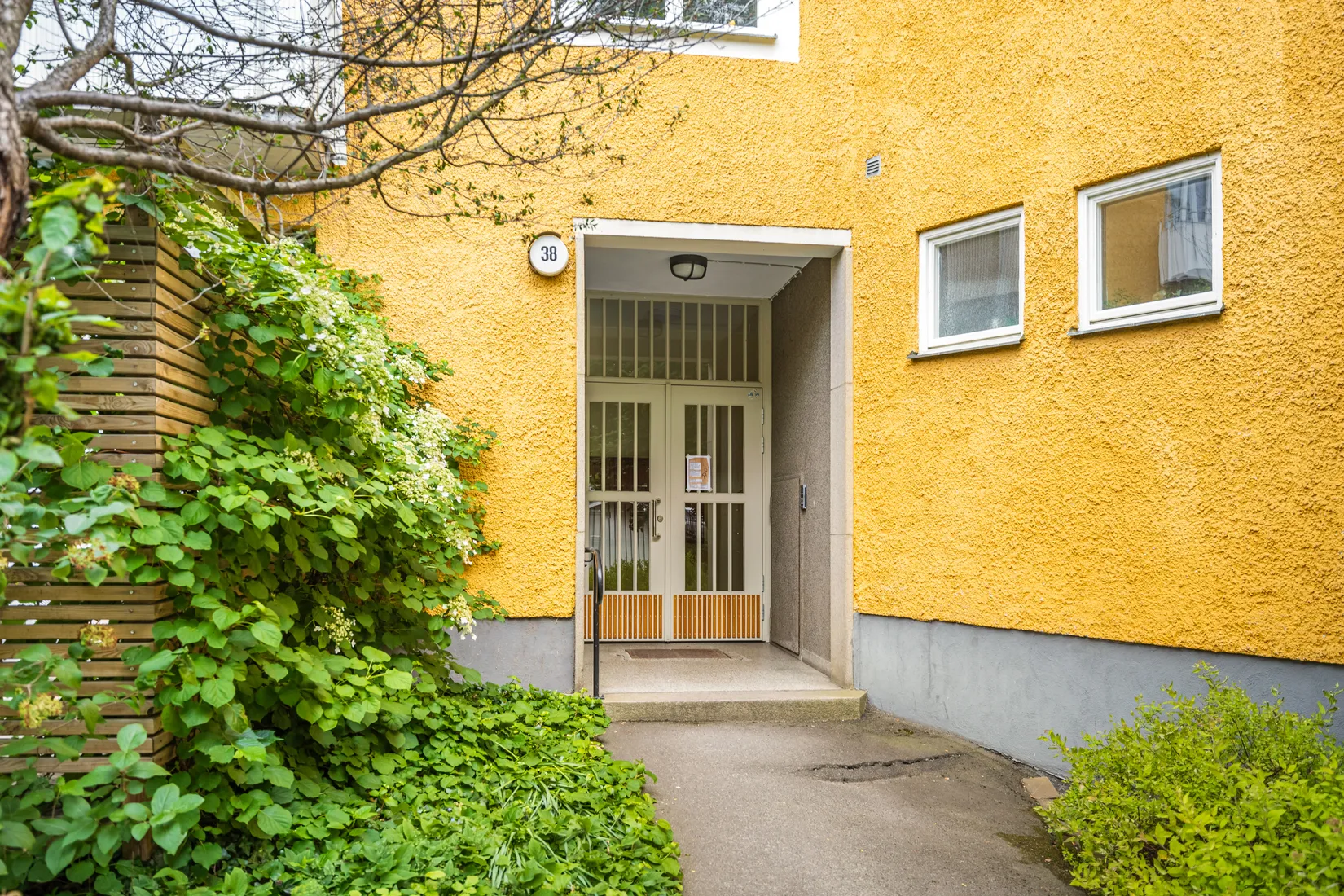 Bostadsrätt, Sjöbjörnsvägen 38, vån 2/3, Gröndal, Stockholm