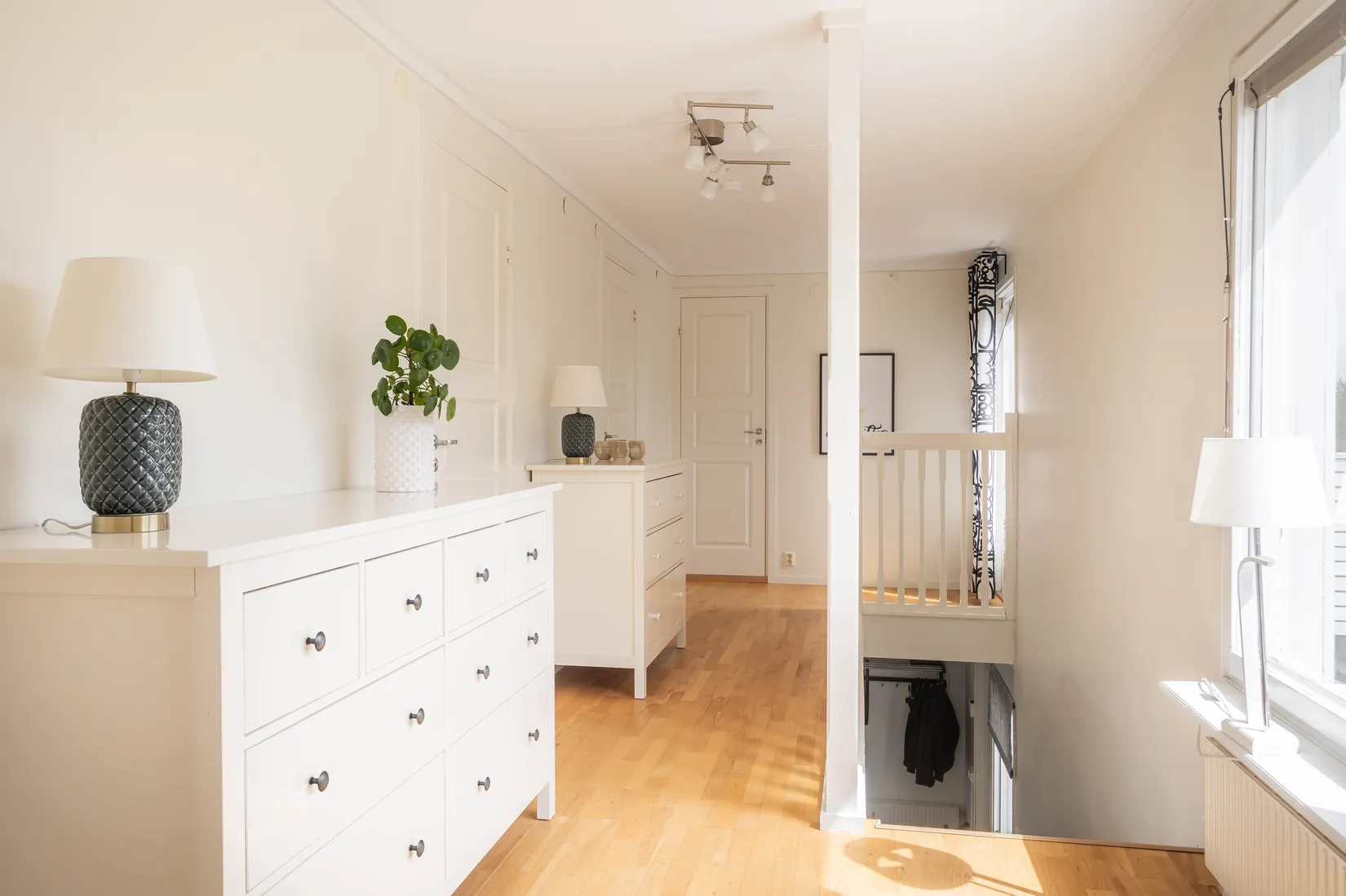 Villa, Radhus, Ovanmyrsgatan 12, Stockfallet, Karlstad