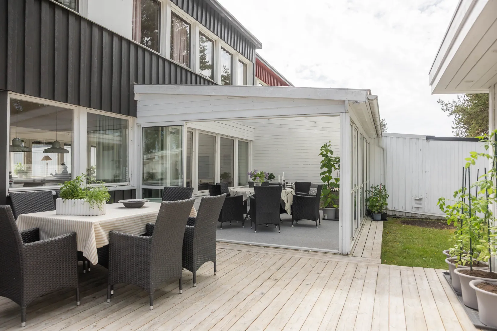 Villa, Radhus, Ovanmyrsgatan 12, Stockfallet, Karlstad