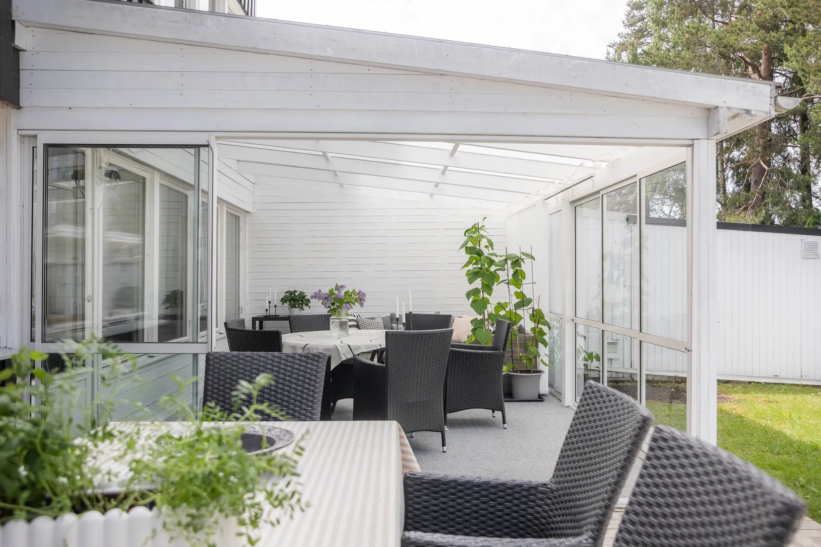 Villa, Radhus, Ovanmyrsgatan 12, Stockfallet, Karlstad