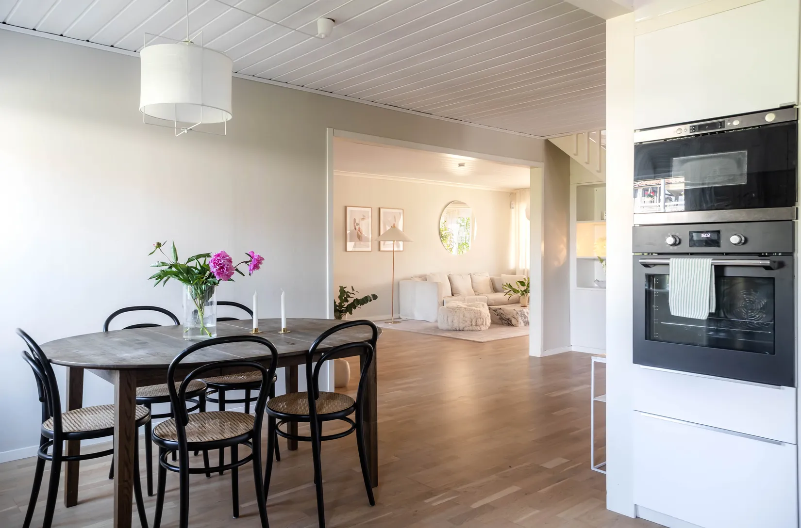 Villa, Vallmovägen 8, Hälltorp, Hammarö