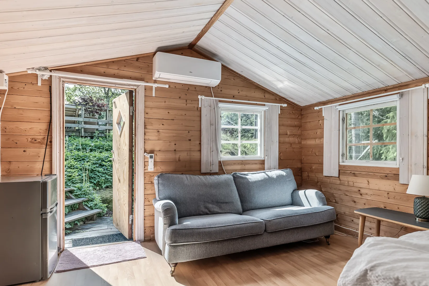 Villa, Vedahöjden 35, Lilla Hållsättra, Haninge