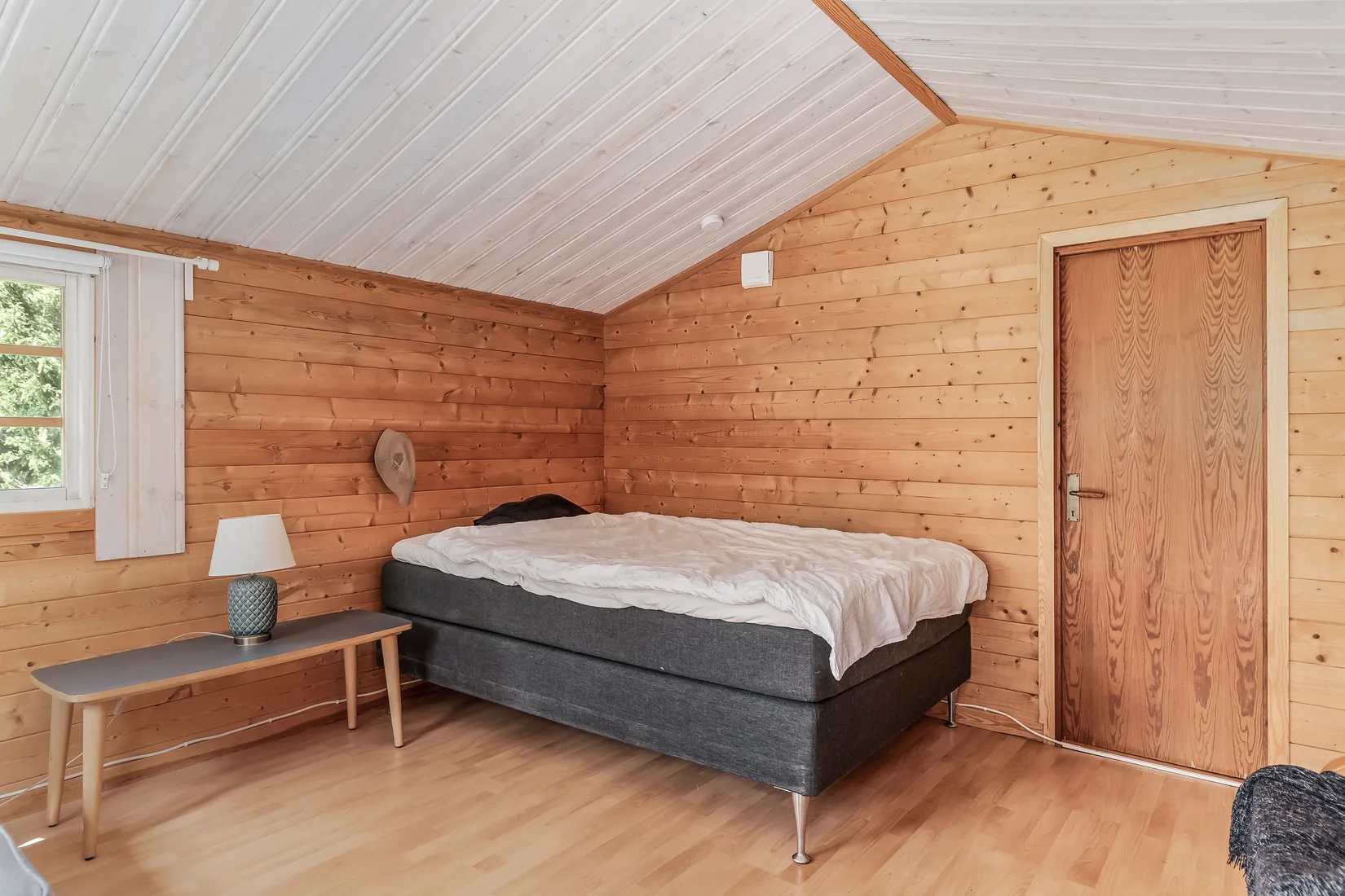 Villa, Vedahöjden 35, Lilla Hållsättra, Haninge