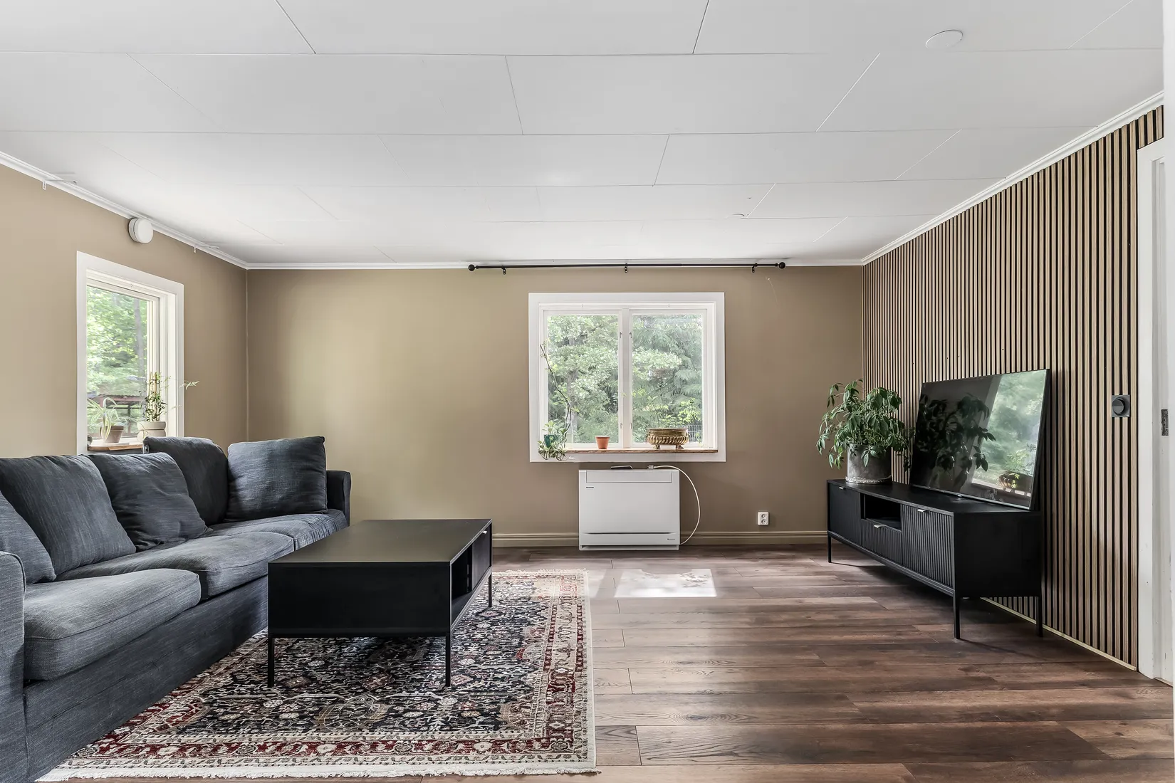 Villa, Vedahöjden 35, Lilla Hållsättra, Haninge