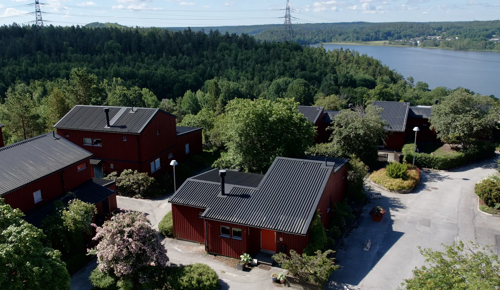Villa, Myrstuguvägen 17, Myrstuguberget, Huddinge