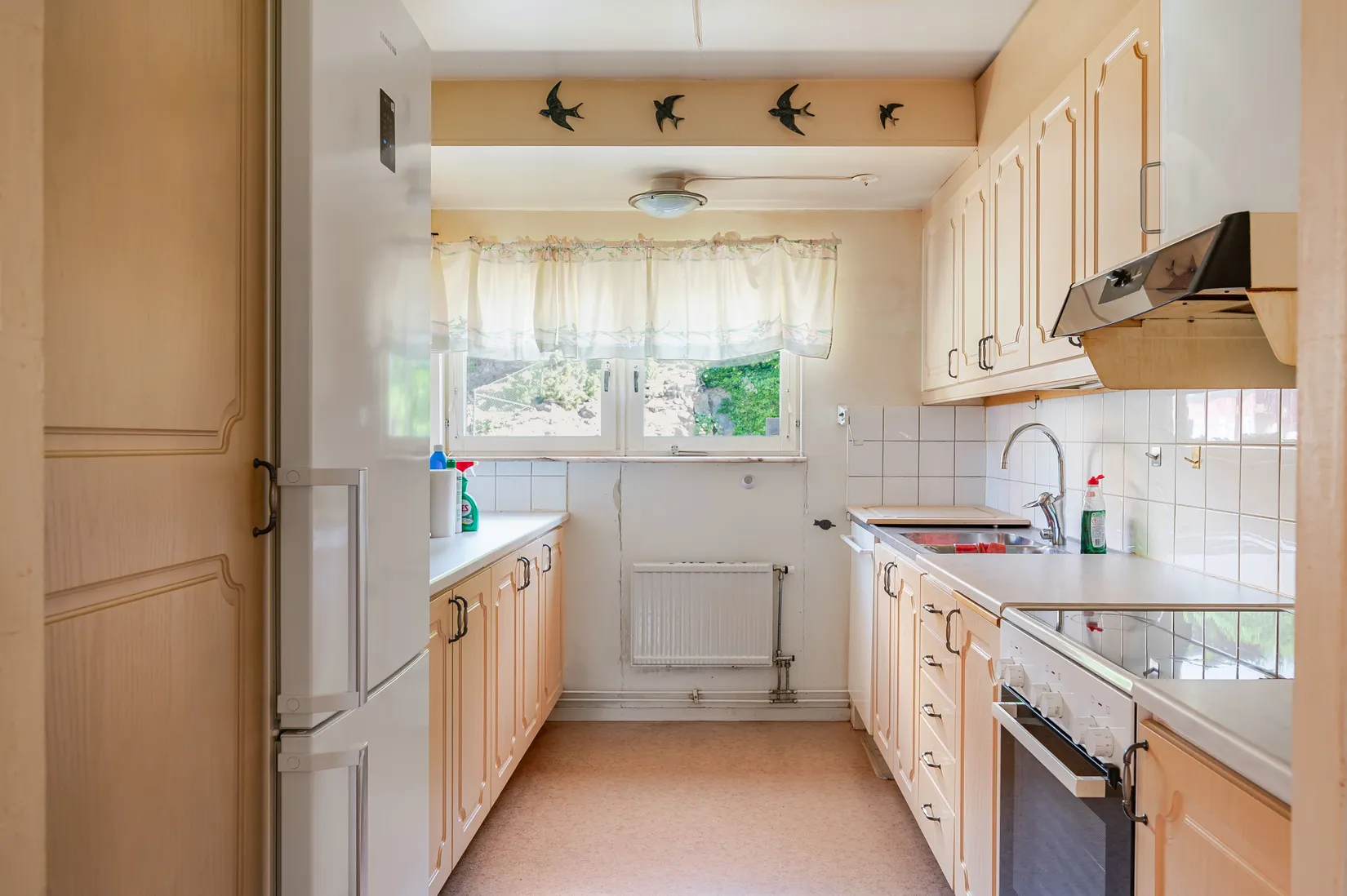 Villa, Myrstuguvägen 17, Myrstuguberget, Huddinge