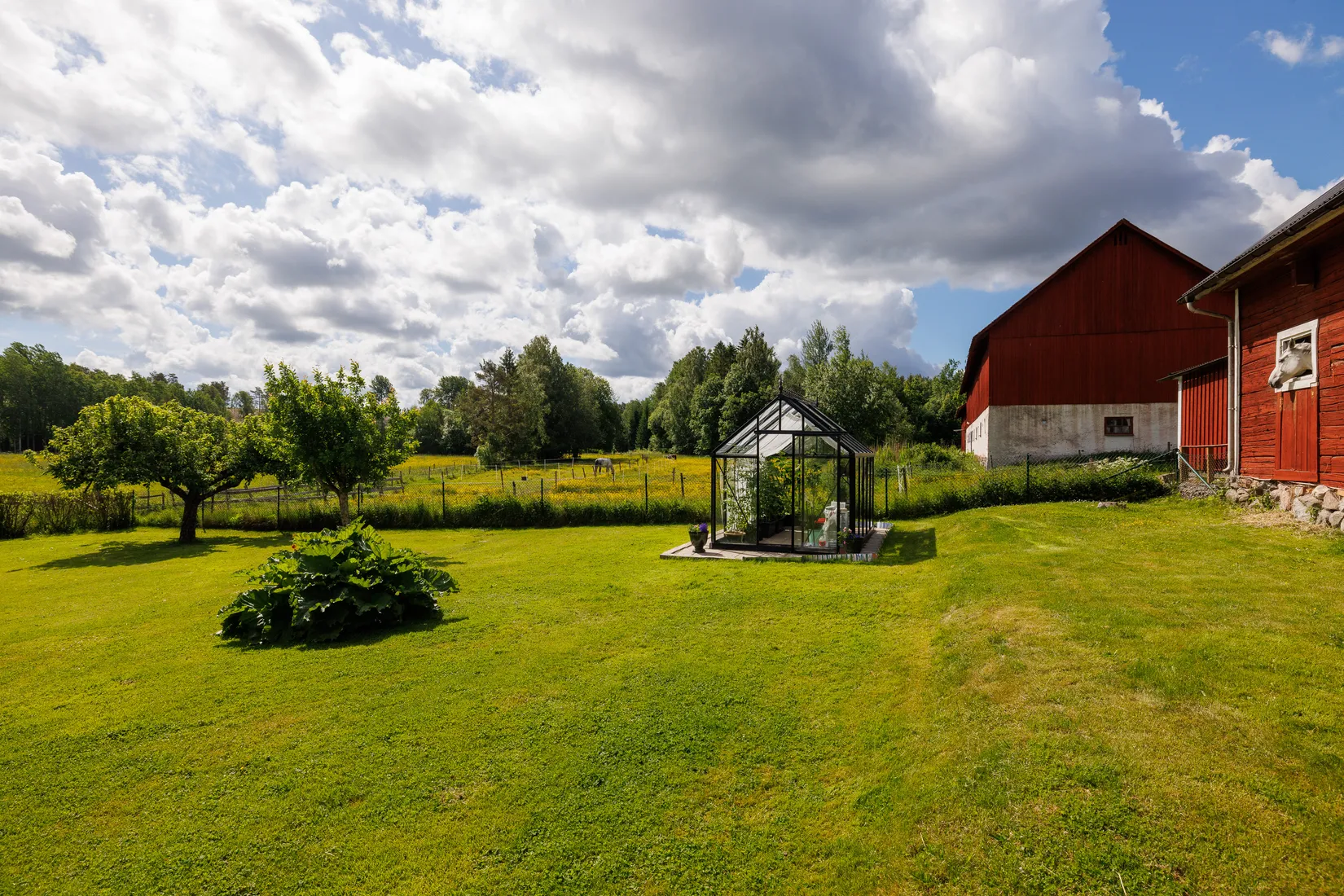 Villa, Bondsätter 412, Adolfsberg, Örebro