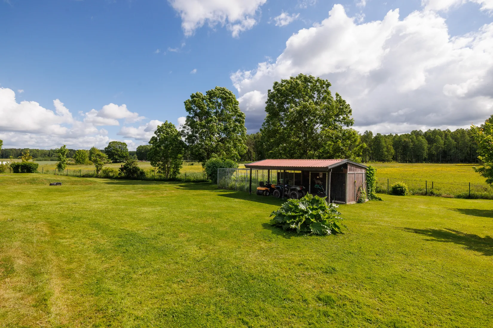 Villa, Bondsätter 412, Adolfsberg, Örebro